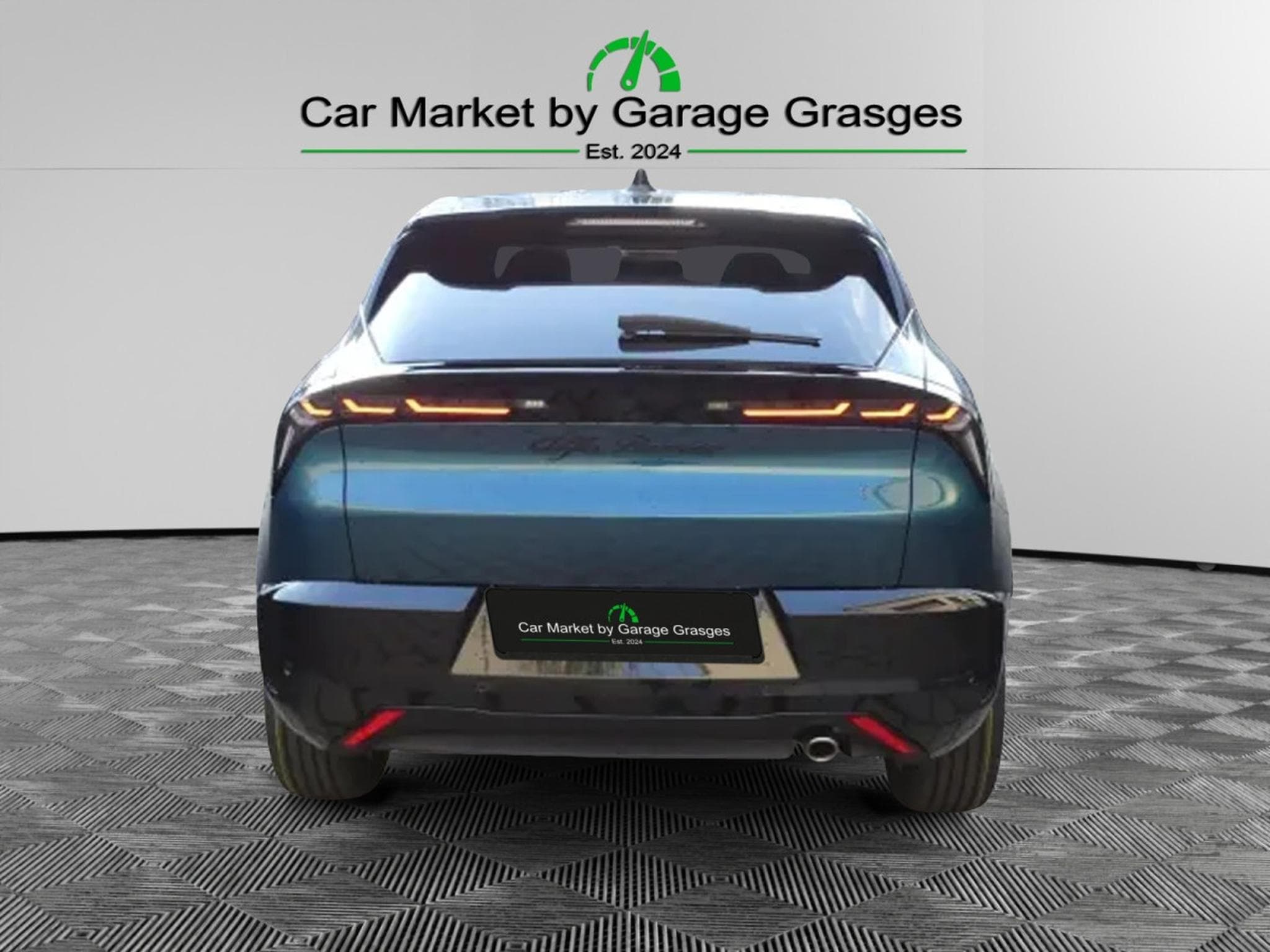 Alfa-Romeo Junior Ibrida 1.2 VGT Q4 (2026) - Photo 4