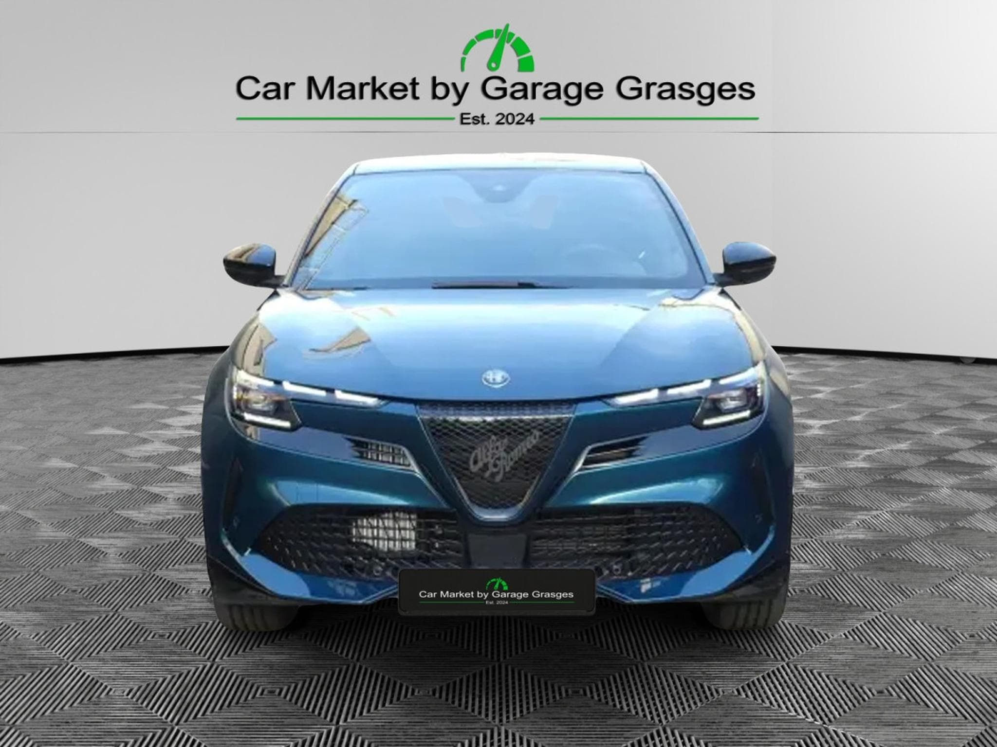 Alfa-Romeo Junior Ibrida 1.2 VGT Q4 (2026) - Photo 8