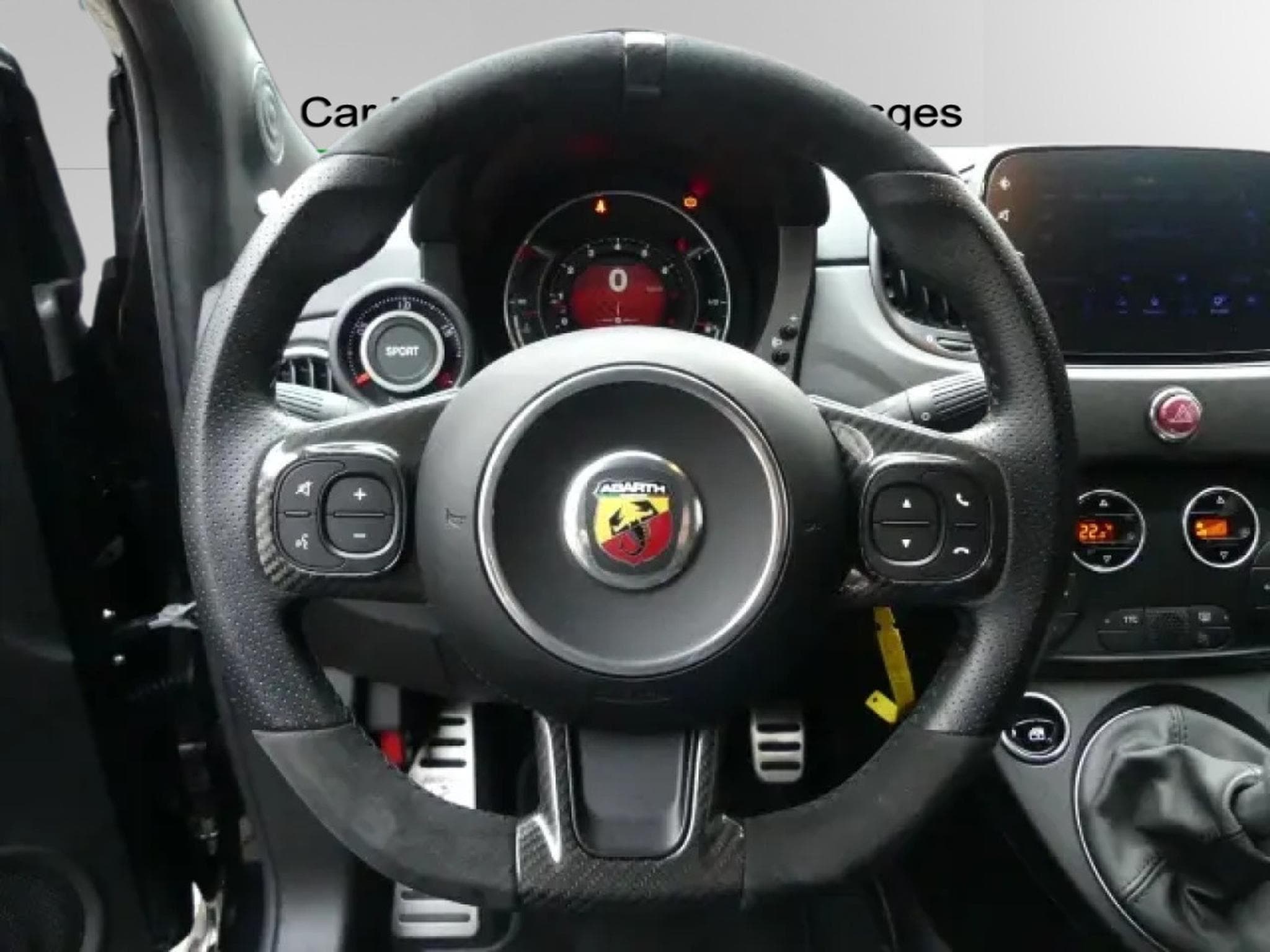 Abarth 695 1.4 T-JET 180 (2023) - Photo 13