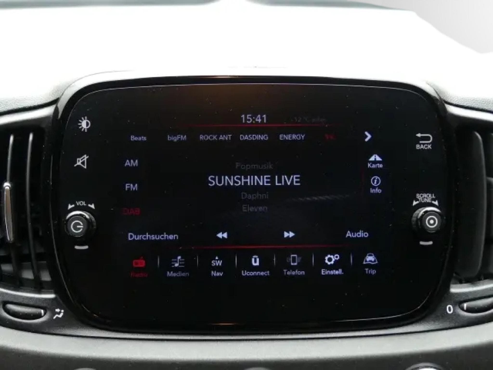 Abarth 695 1.4 T-JET 180 (2023) - Photo 19