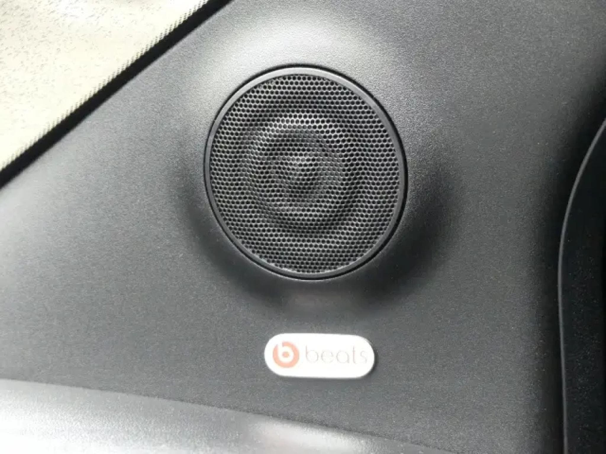 Abarth 695 1.4 T-JET 180 (2023) - Photo 24