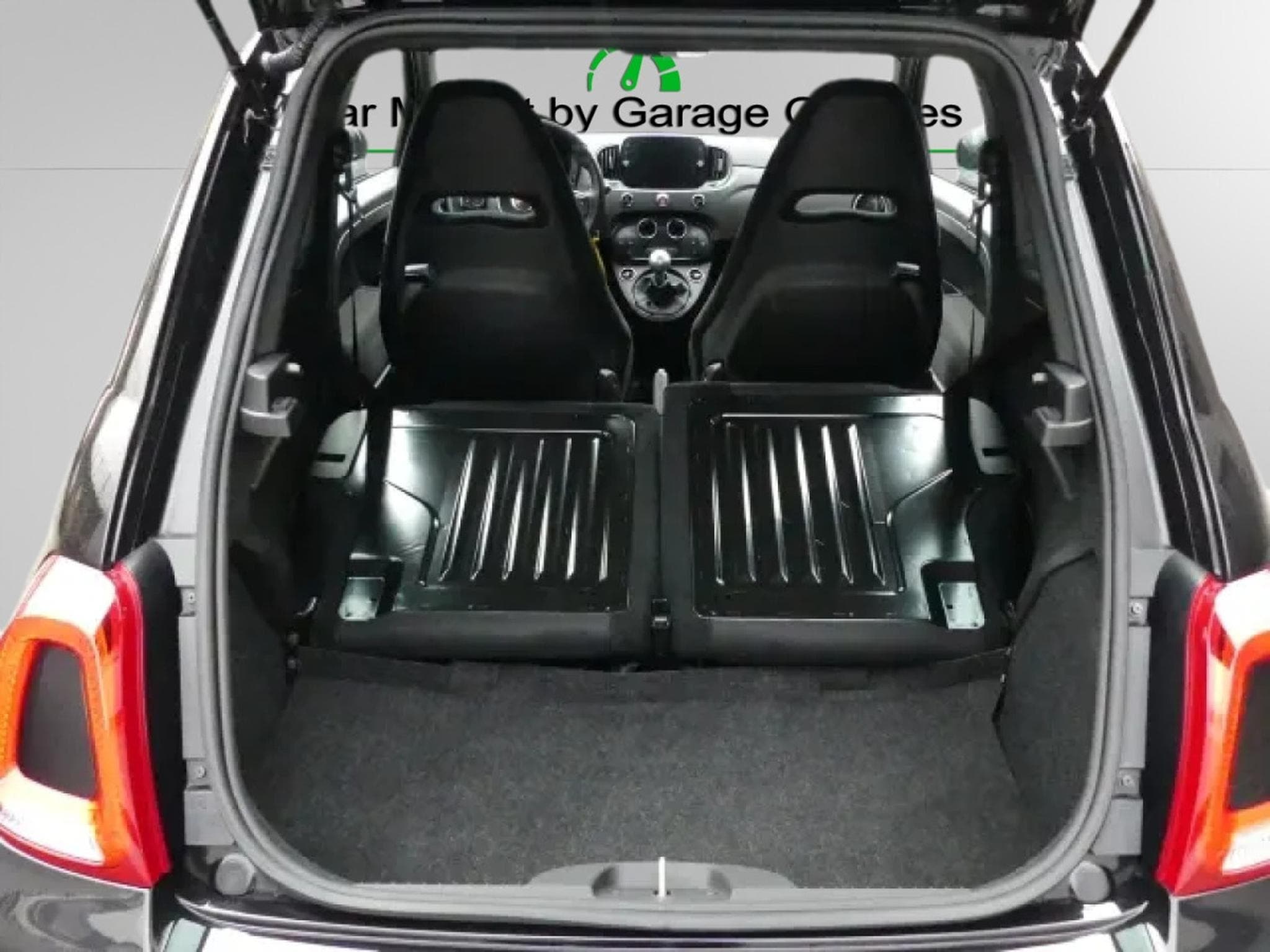 Abarth 695 1.4 T-JET 180 (2023) - Photo 9