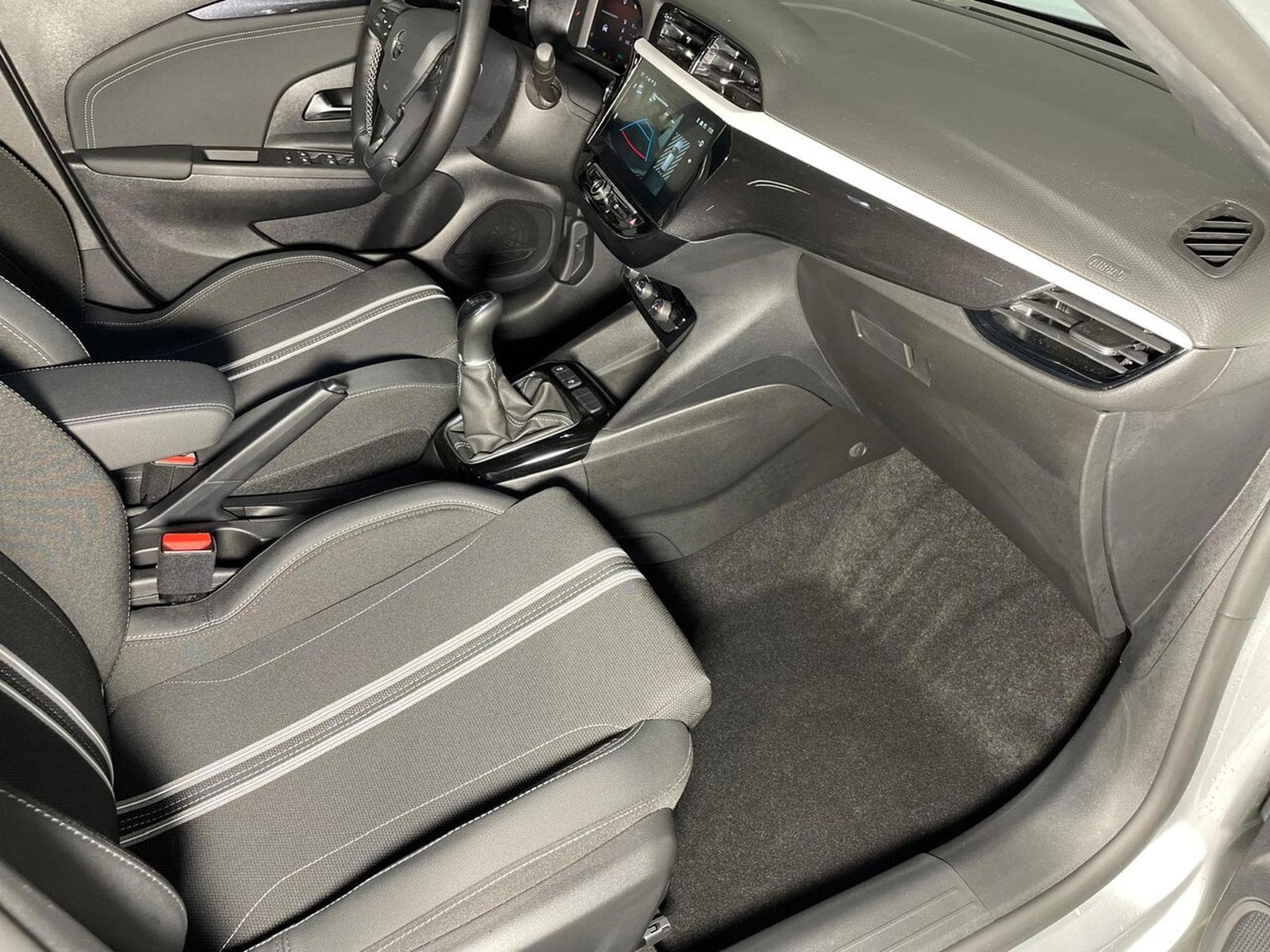 Opel Corsa 1.2 ESSENCE 75 GS LINE CARPLAY 5P (2023) - Photo 11