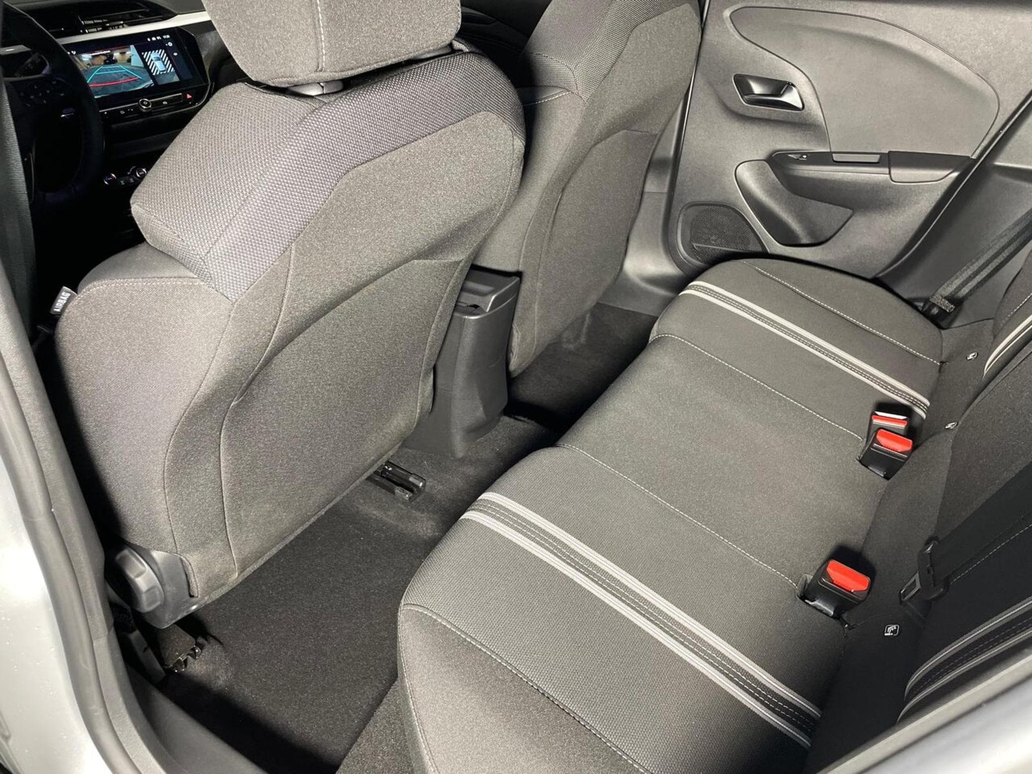 Opel Corsa 1.2 ESSENCE 75 GS LINE CARPLAY 5P (2023) - Photo 12