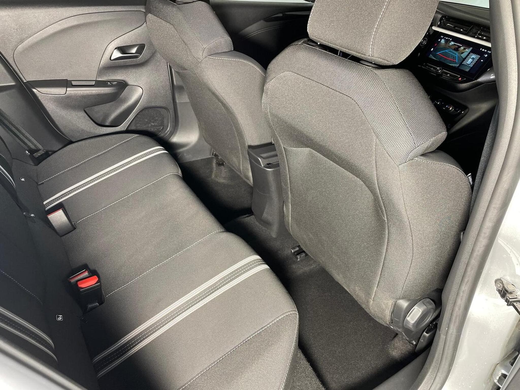 Opel Corsa 1.2 ESSENCE 75 GS LINE CARPLAY 5P (2023) - Photo 13