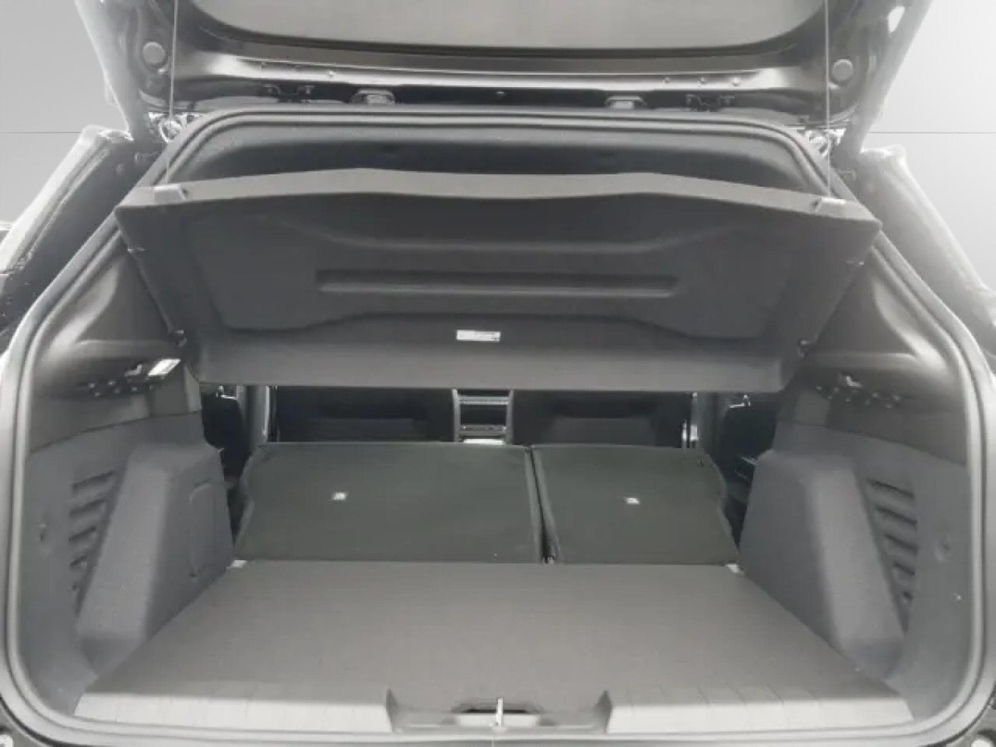 Jeep Avenger OVERLAND 1.2 4xe HYBRID (2025) - Photo 10