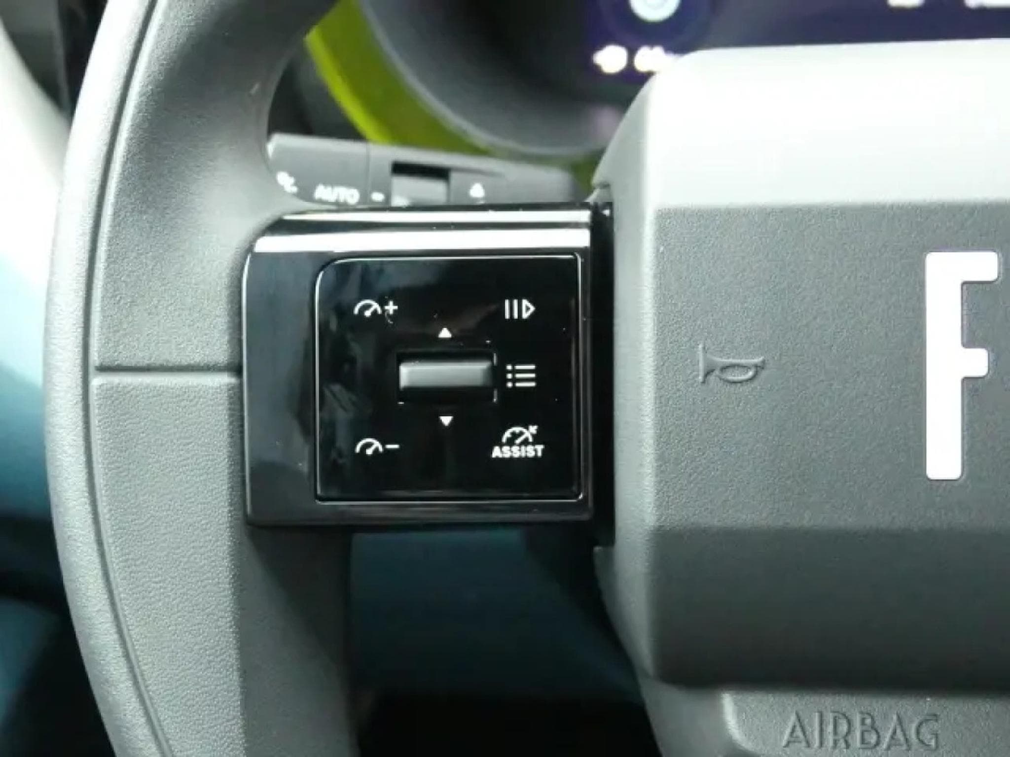 Fiat Grande Panda ICON HYBRID 1.2 eDCT (2026) - Photo 12