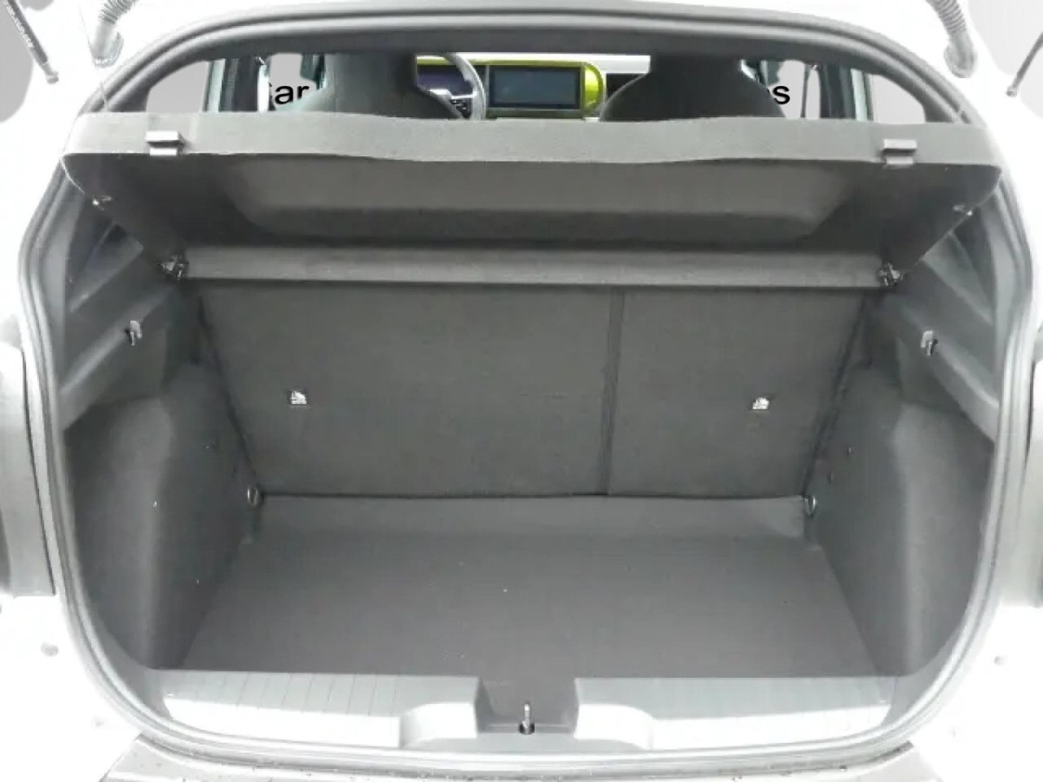 Fiat Grande Panda ICON HYBRID 1.2 eDCT (2026) - Photo 8