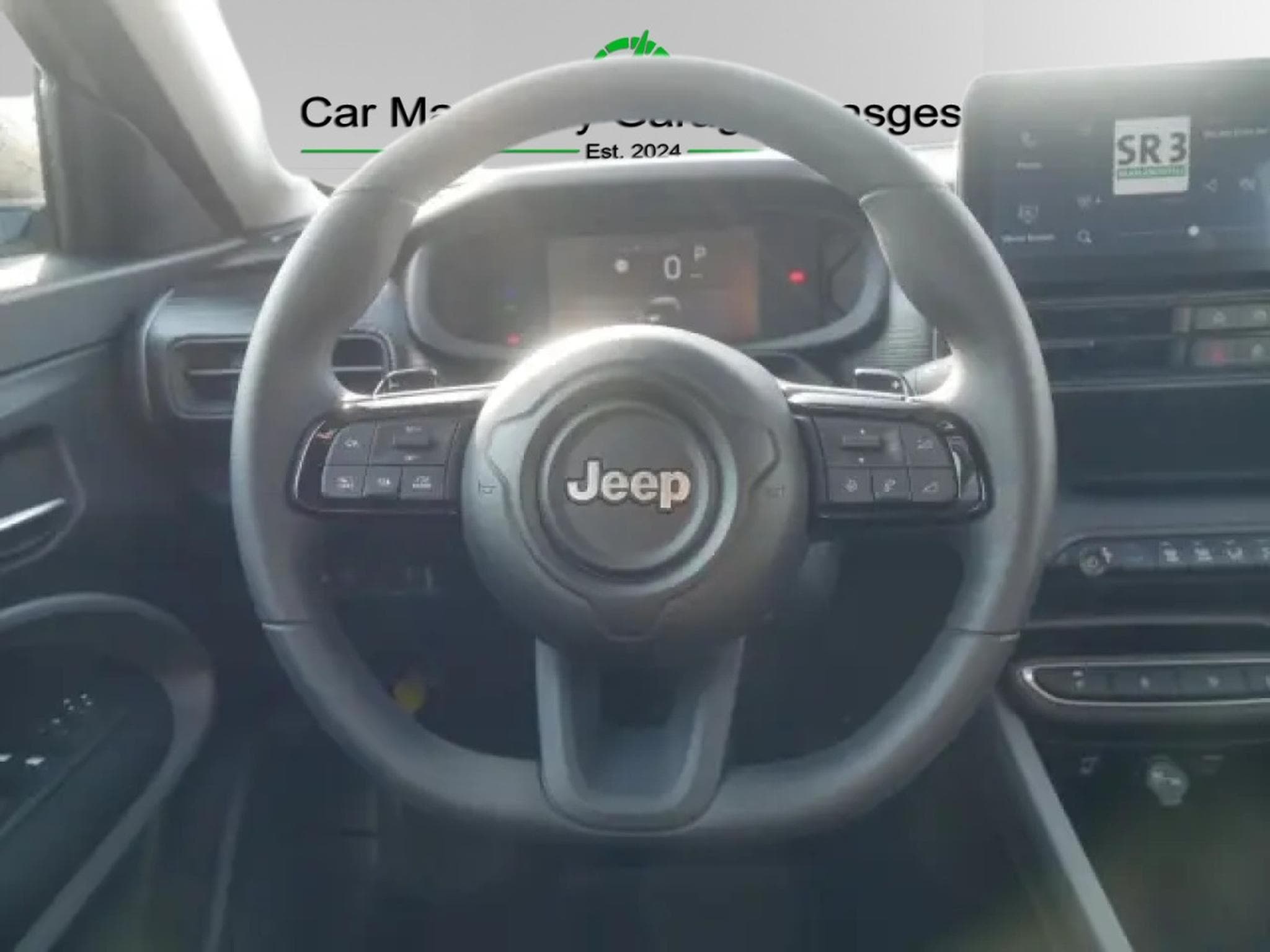 Jeep Avenger LONGITUDE e-Hybrid 1.2 (2025) - Photo 16