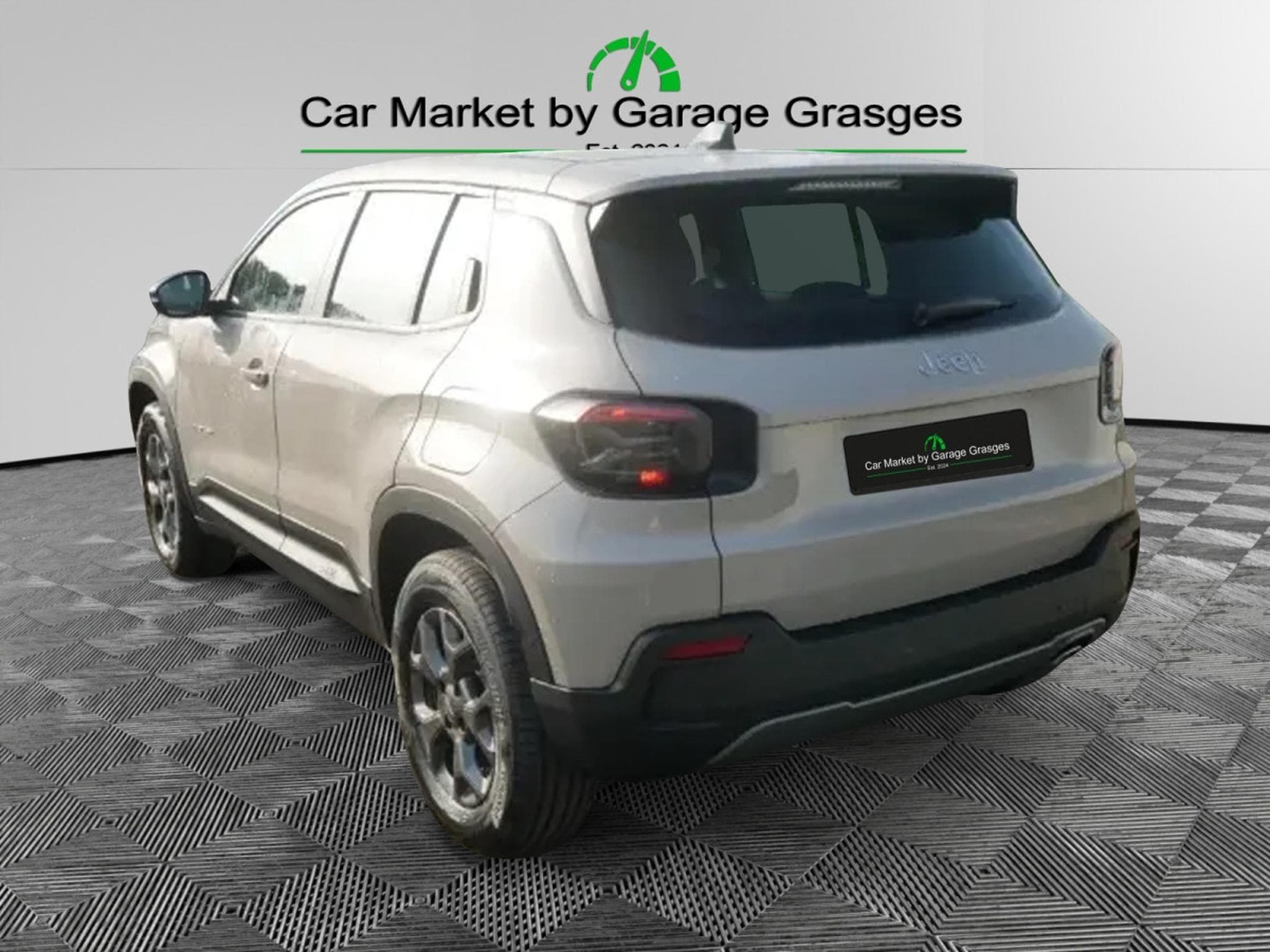 Jeep Avenger LONGITUDE e-Hybrid 1.2 (2025) - Photo 5