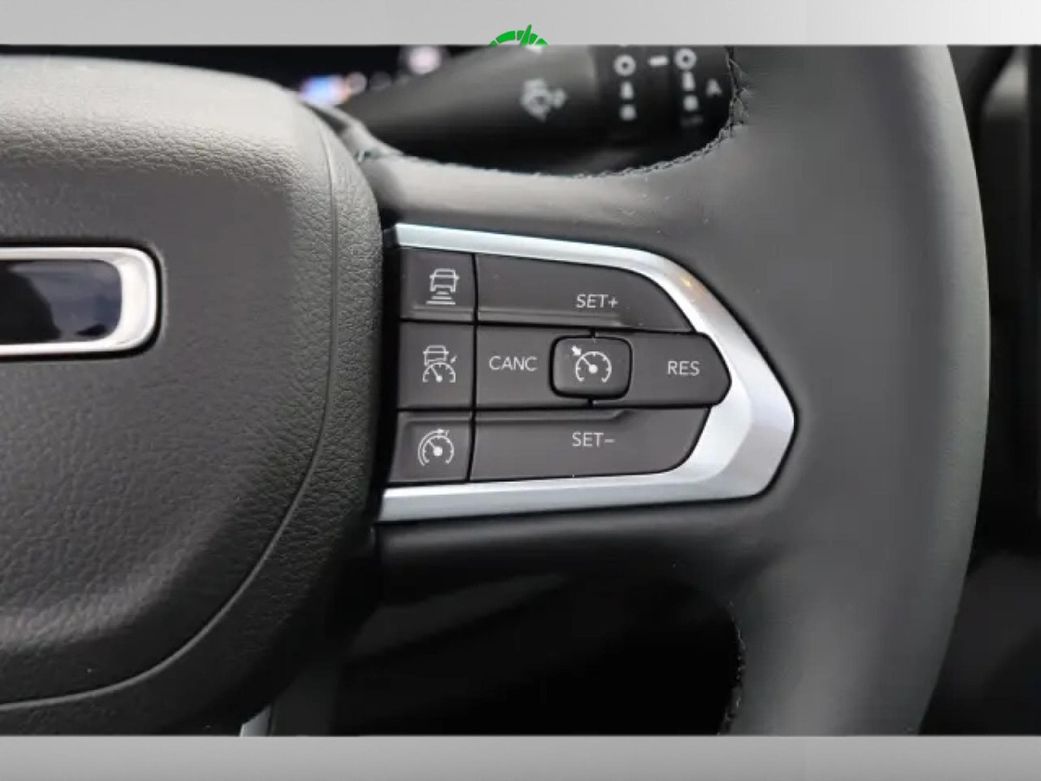 Jeep Renegade e-Hybrid MY25 Summit 1.5 MHEV (2025) - Photo 17