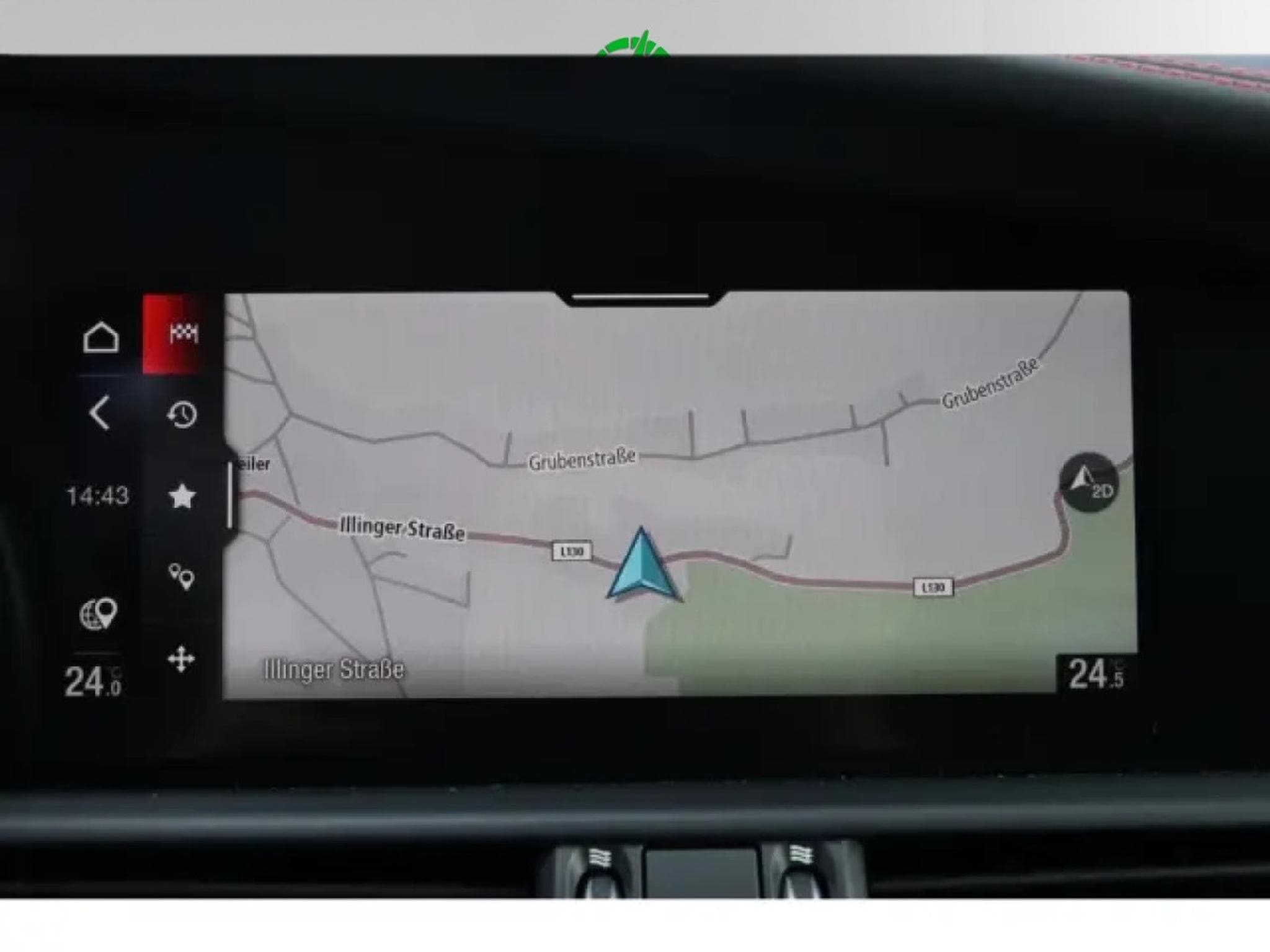 Alfa-Romeo Giulia COMPETIZIONE 2.0 TURBO (2023) - Photo 19