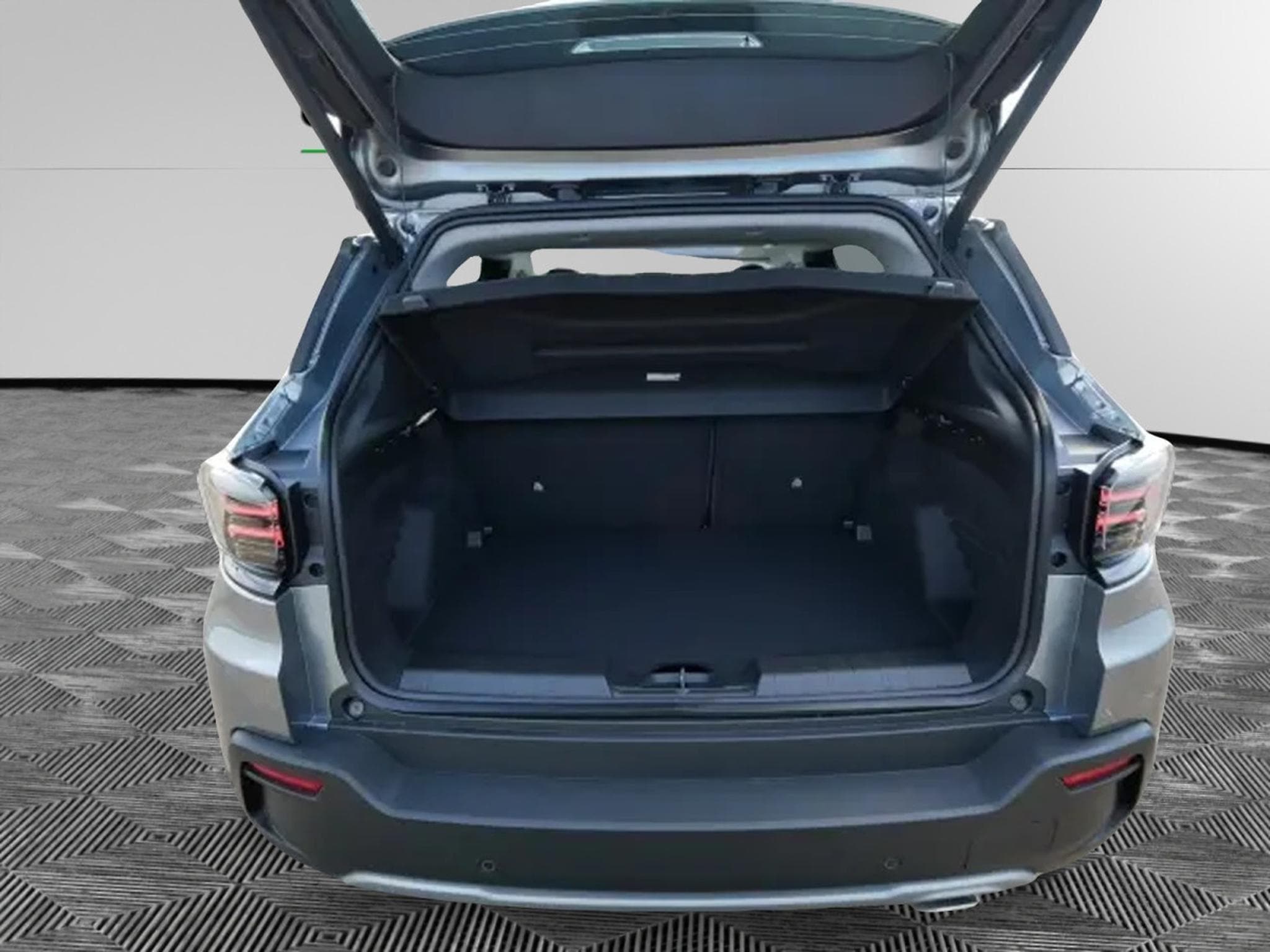 Jeep Avenger Summit e-Hybrid 1.2 (2025) - Photo 8