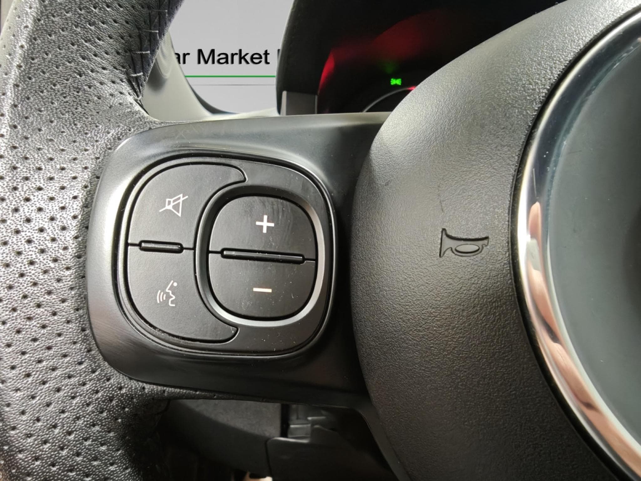 Abarth 595 1.4 T-JET 165 (2024) - Photo 14