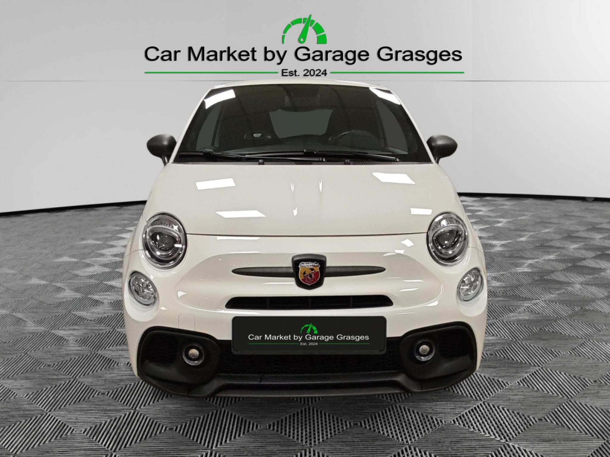 Abarth 595 1.4 T-JET 165 (2024) - Photo 8