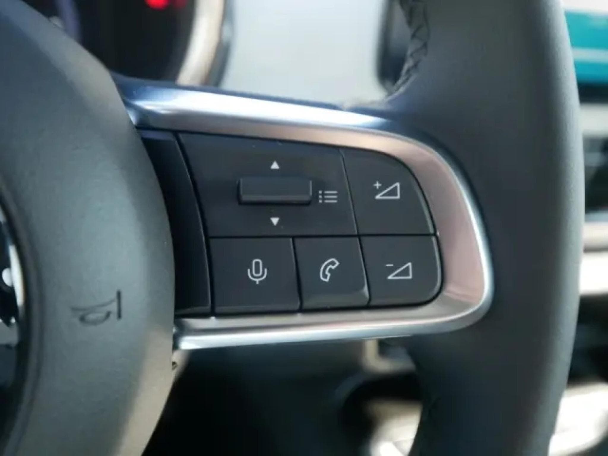 Fiat 600 ICON HYBRID 1.2 (2026) - Photo 17