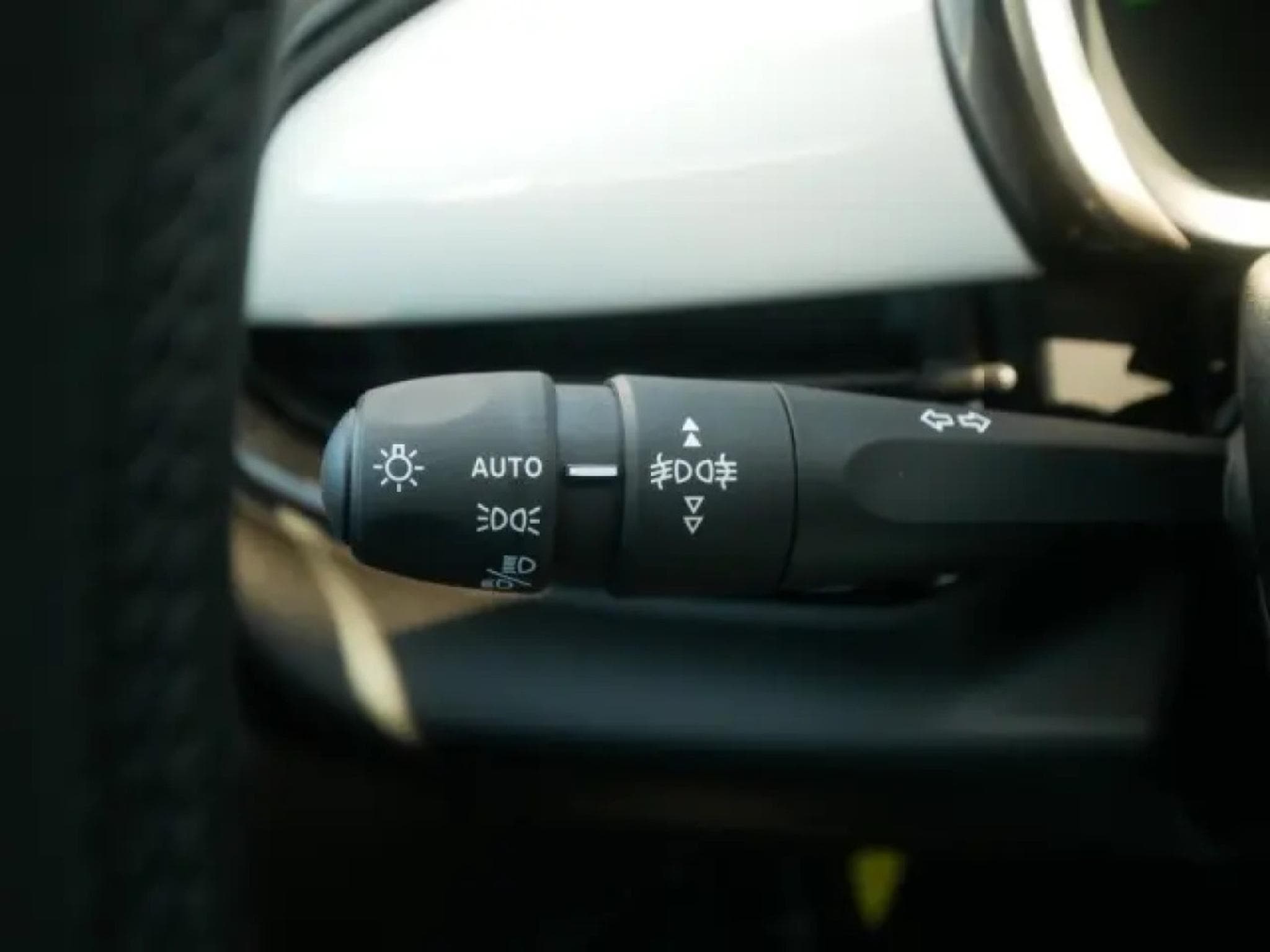 Fiat 600 ICON HYBRID 1.2 (2026) - Photo 18