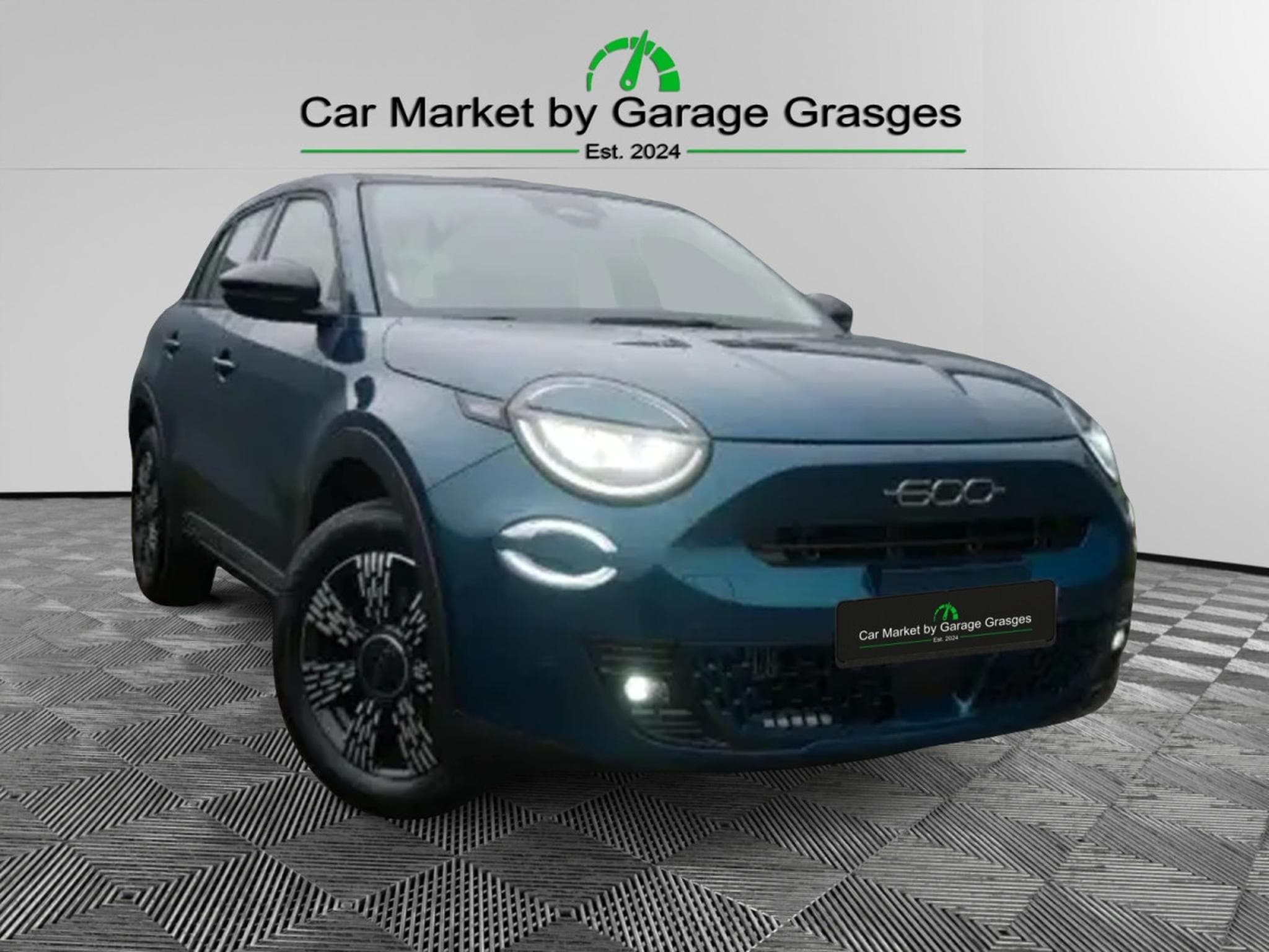 Fiat 600 ICON HYBRID 1.2 (2026) - Photo 1