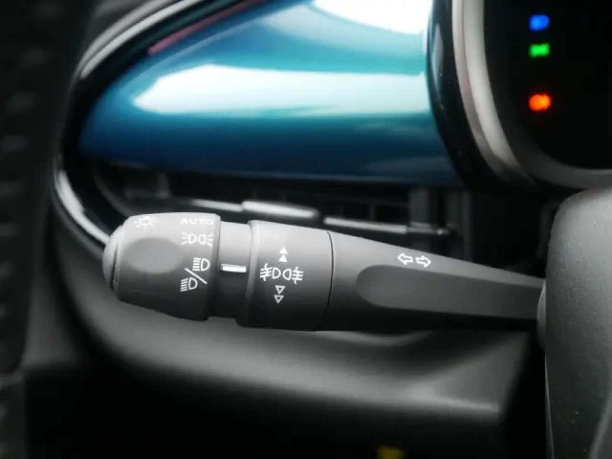 Fiat 600 ICON HYBRID 1.2 (2026) - Photo 17