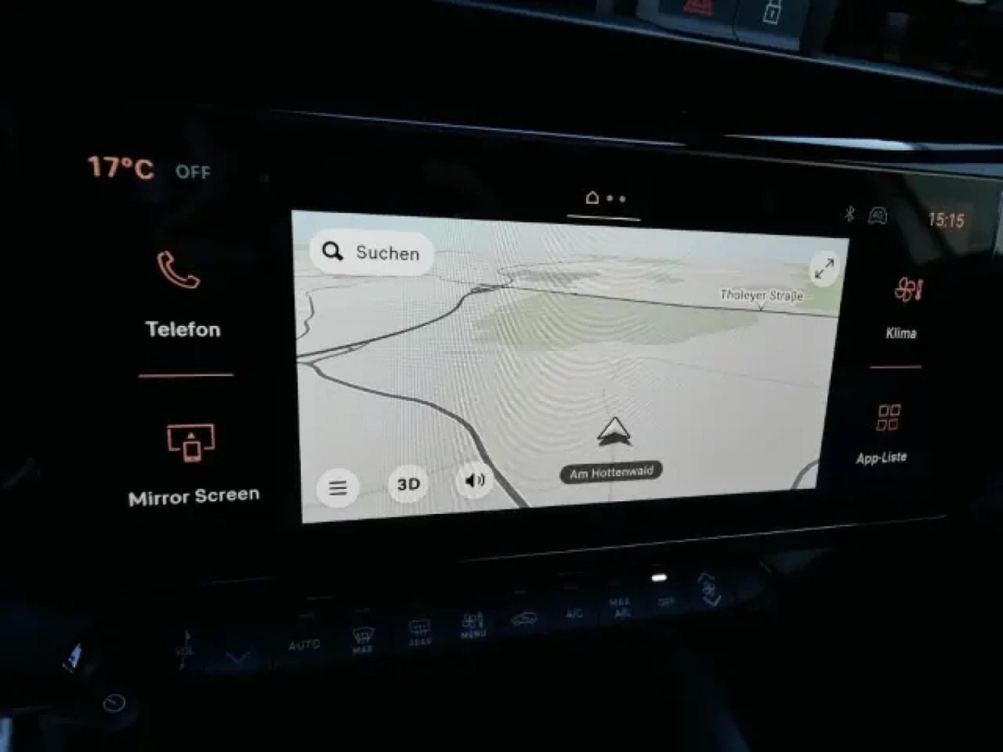 Alfa-Romeo Junior Ibrida Speciale 1.2 VGT (2025) - Photo 13