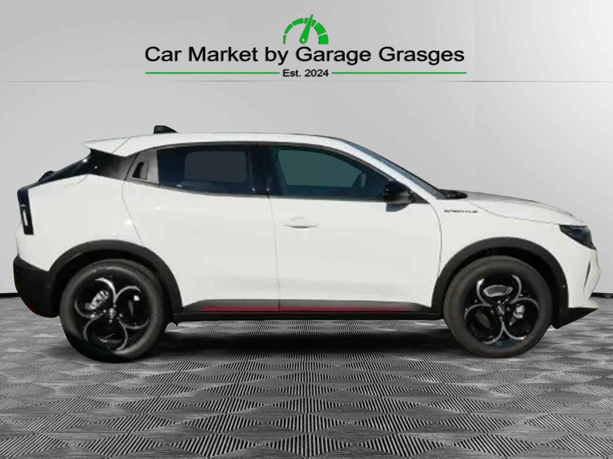 Alfa-Romeo Junior Ibrida Speciale 1.2 VGT (2025) - Photo 2