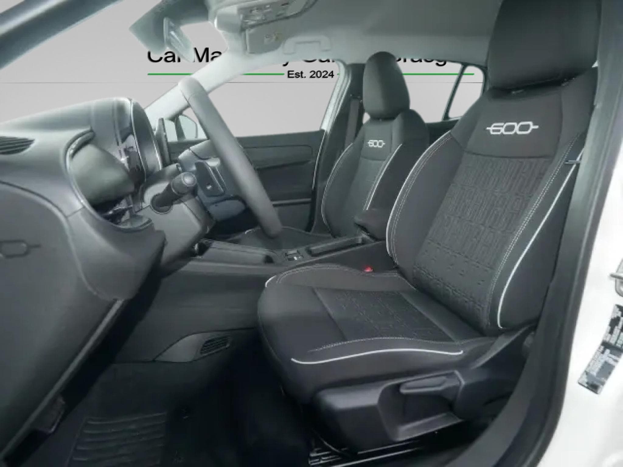 Fiat 600 ICON HYBRID 1.2 (2025) - Photo 9