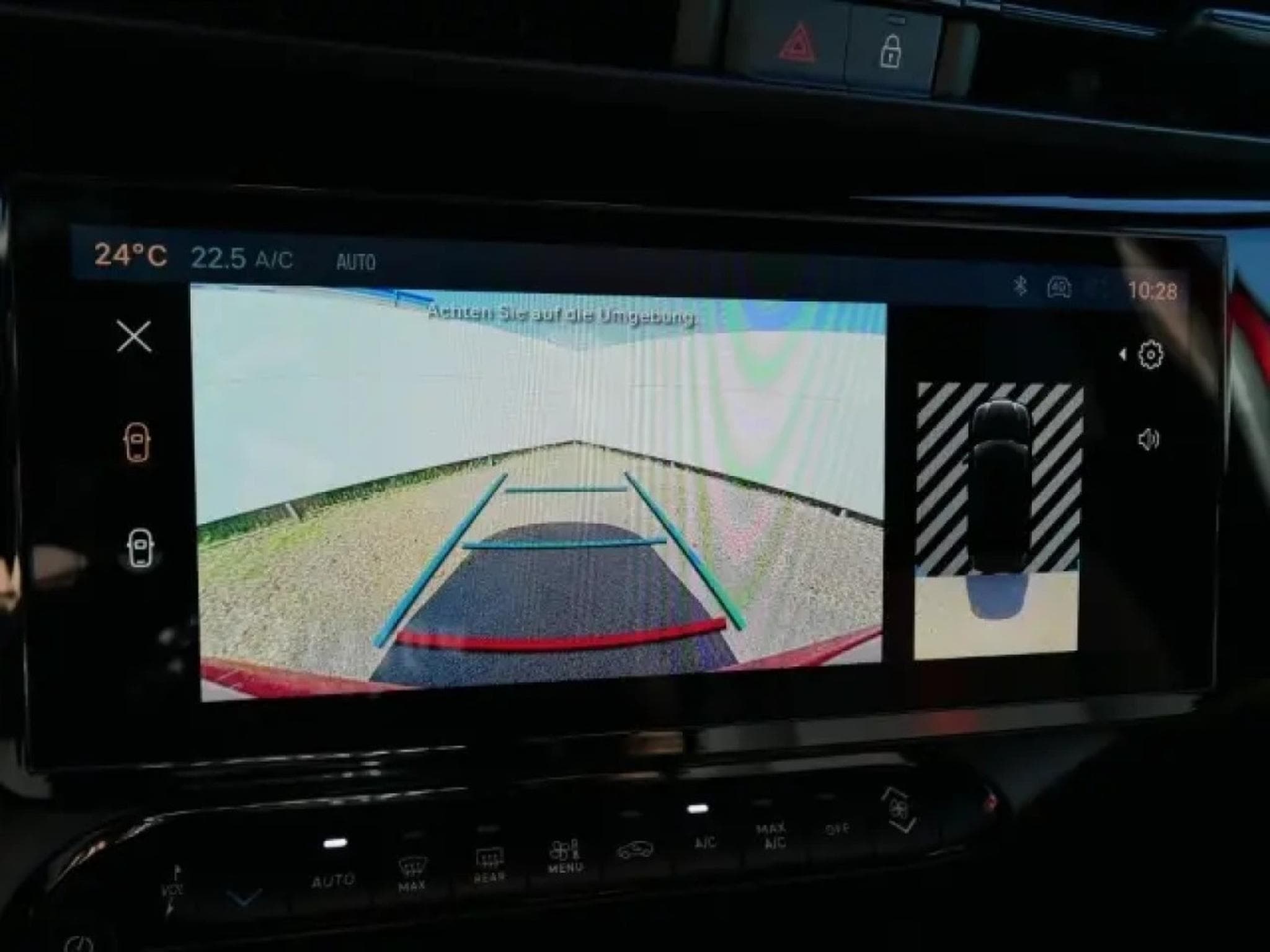 Alfa-Romeo Junior Ibrida Speciale 1.2 VGT (2025) - Photo 20