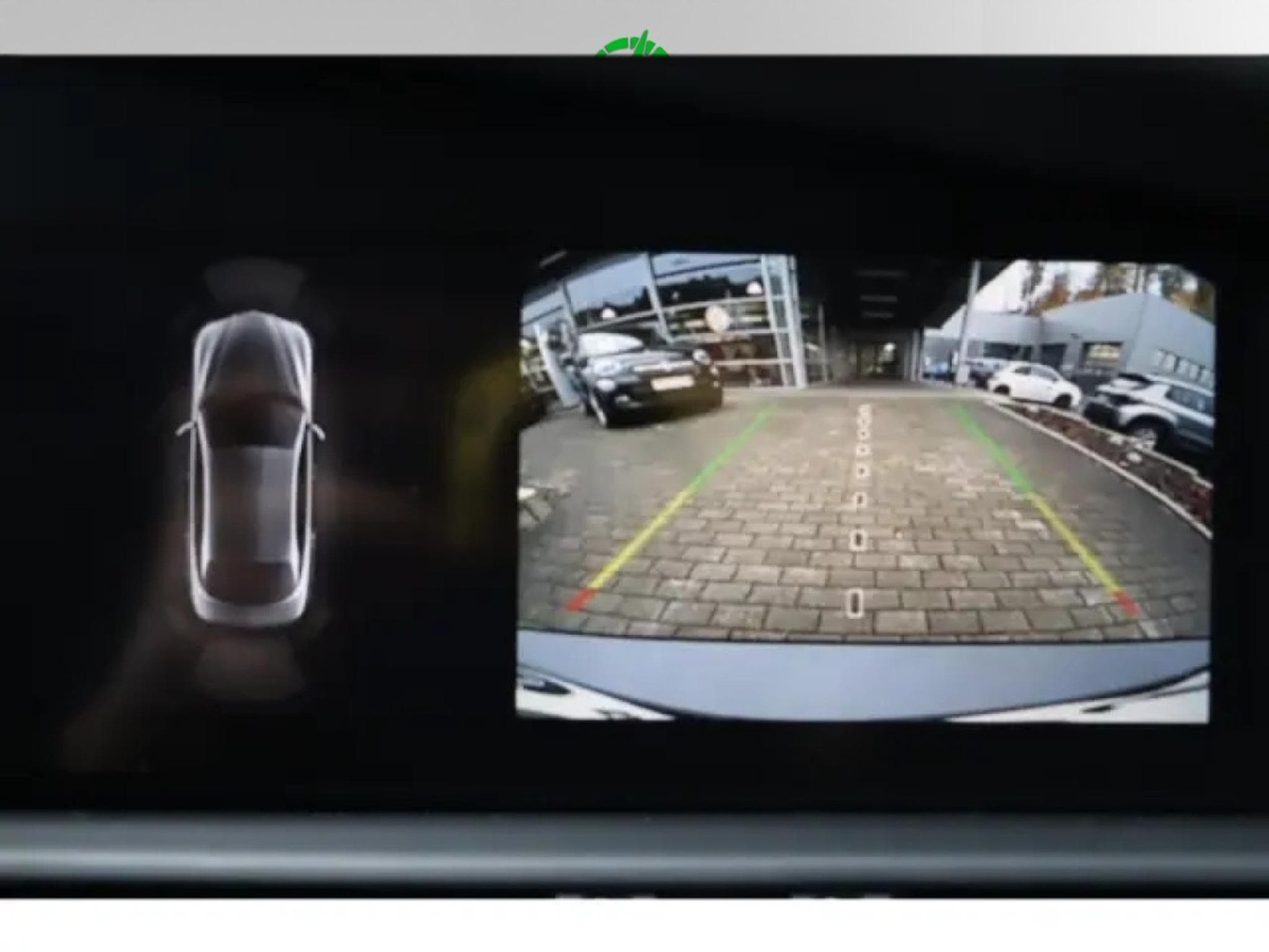 Alfa-Romeo Giulia COMPETIZIONE 2.0 TURBO (2023) - Photo 22