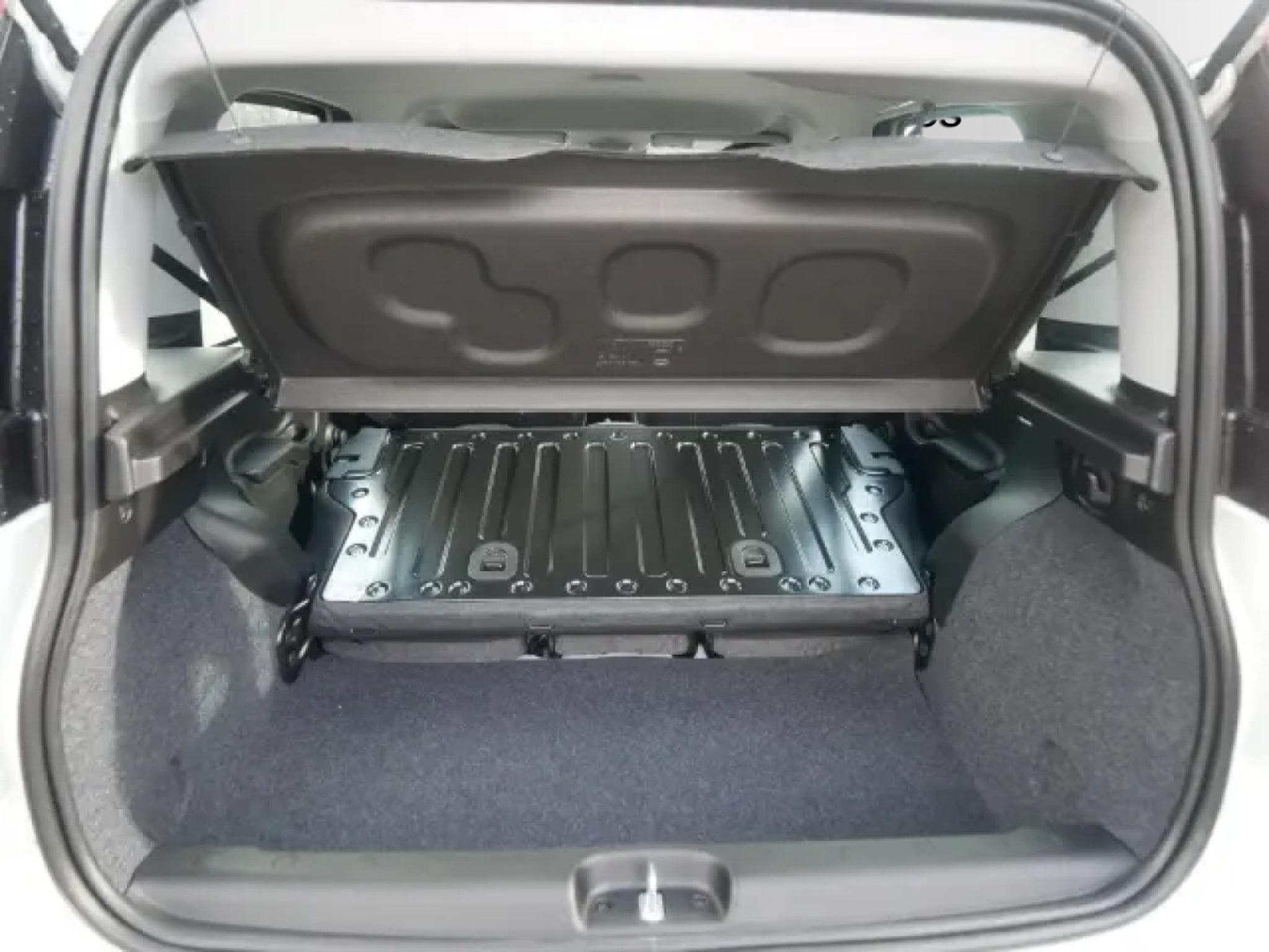 Fiat Panda ICON HYBRID 1.0 GSE (2026) - Photo 25