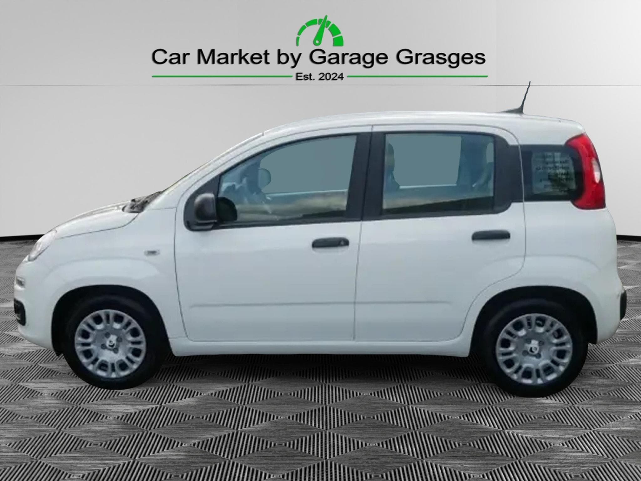 Fiat Panda ICON HYBRID 1.0 GSE (2026) - Photo 6