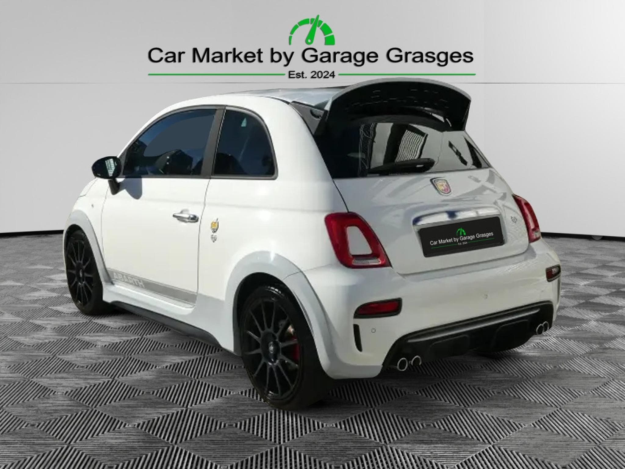 Abarth 695 70TH Anniversaire 1.4 T-JET 180 (2021) - Photo 3