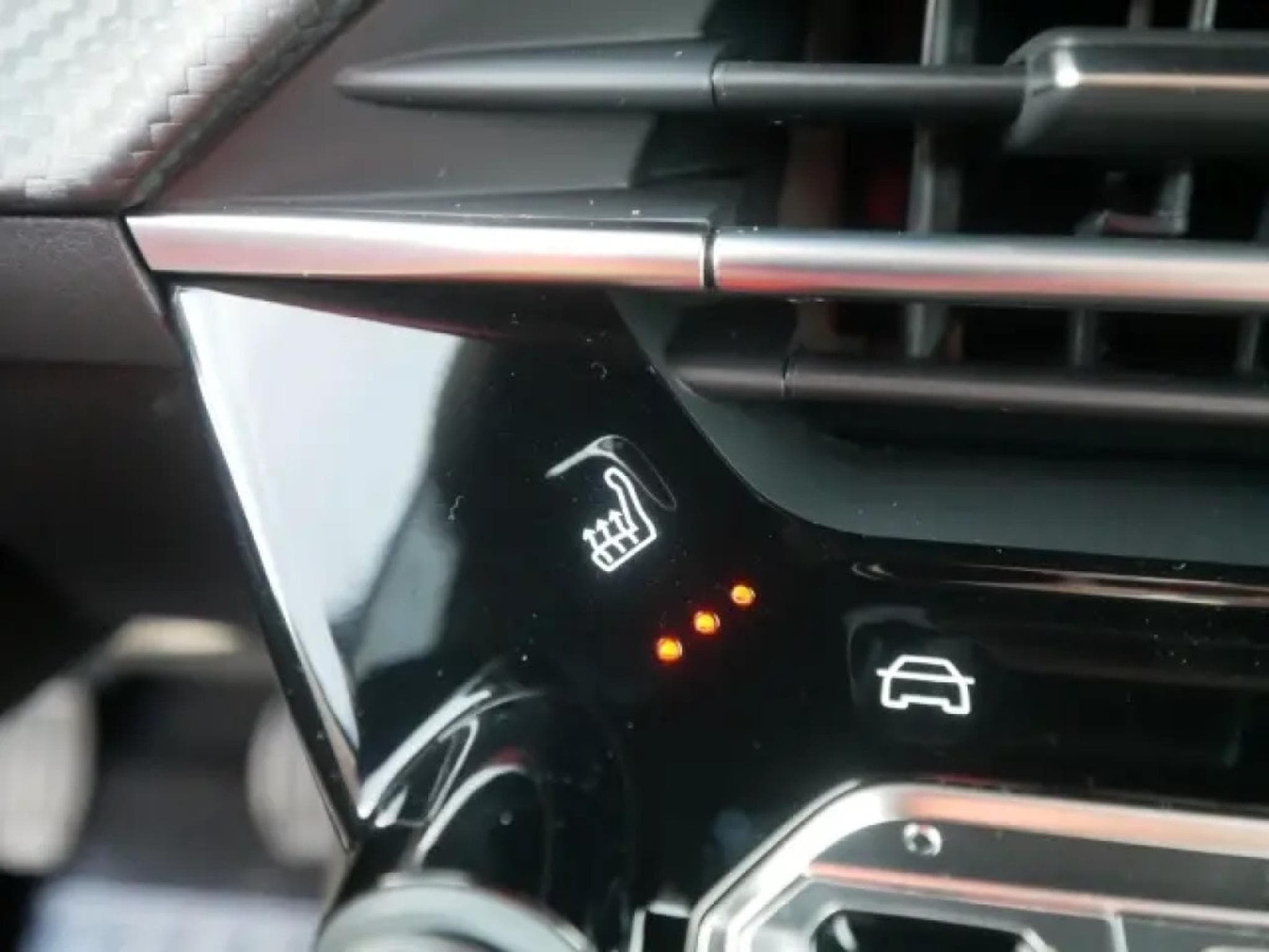 Peugeot 208 ALLURE 1.2 (2025) - Photo 22