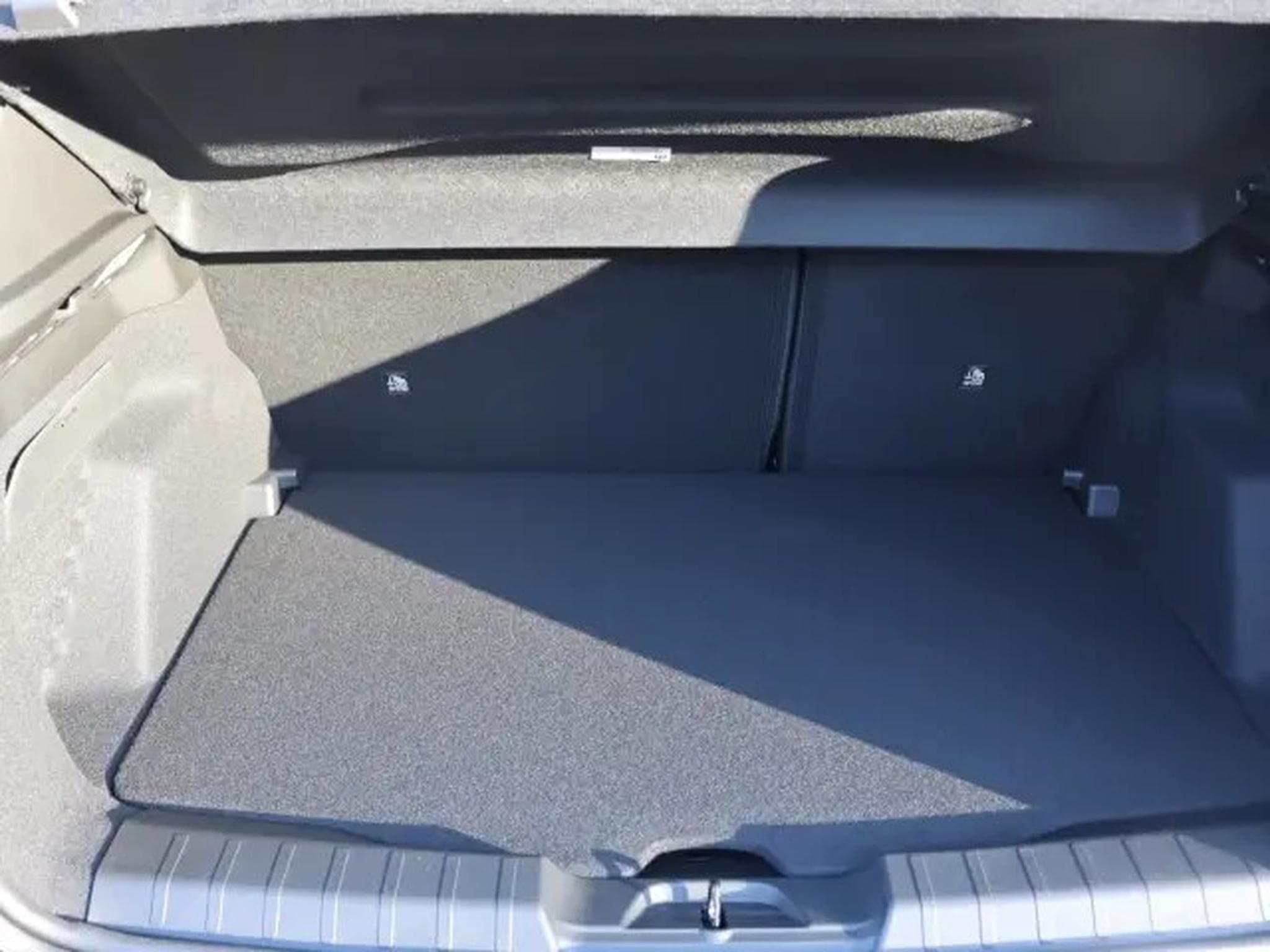 Jeep Avenger Summit 1.2 (2024) - Photo 10