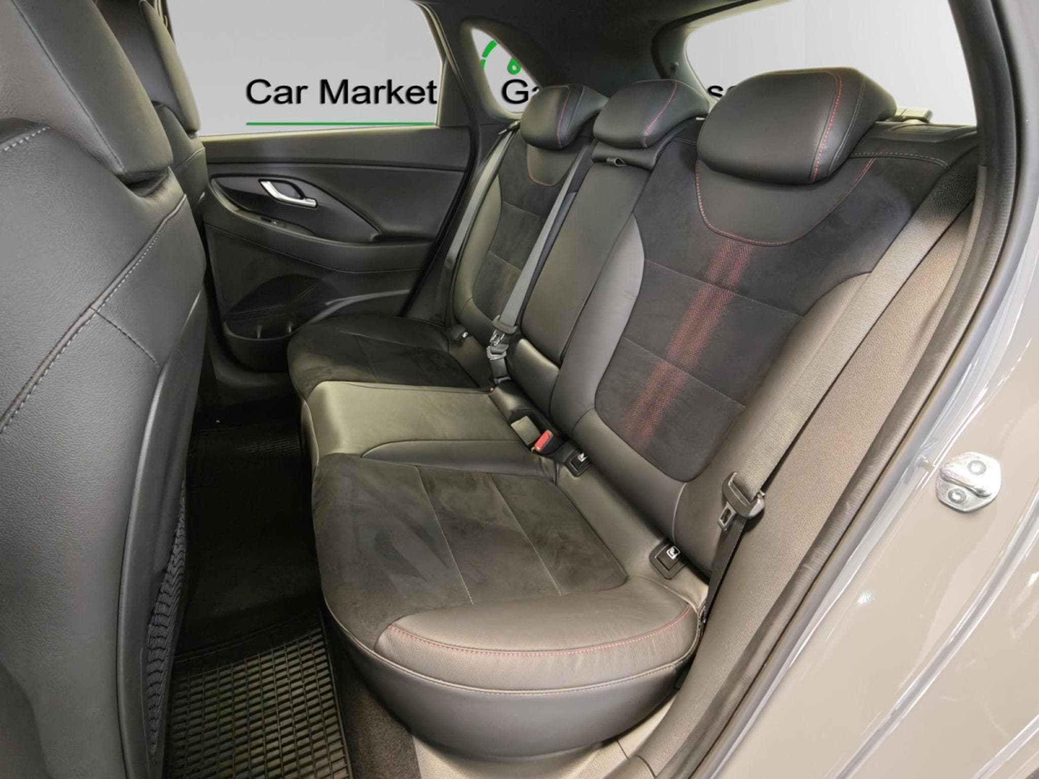 Hyundai i30 i30 N-Line (2023) - Photo 12