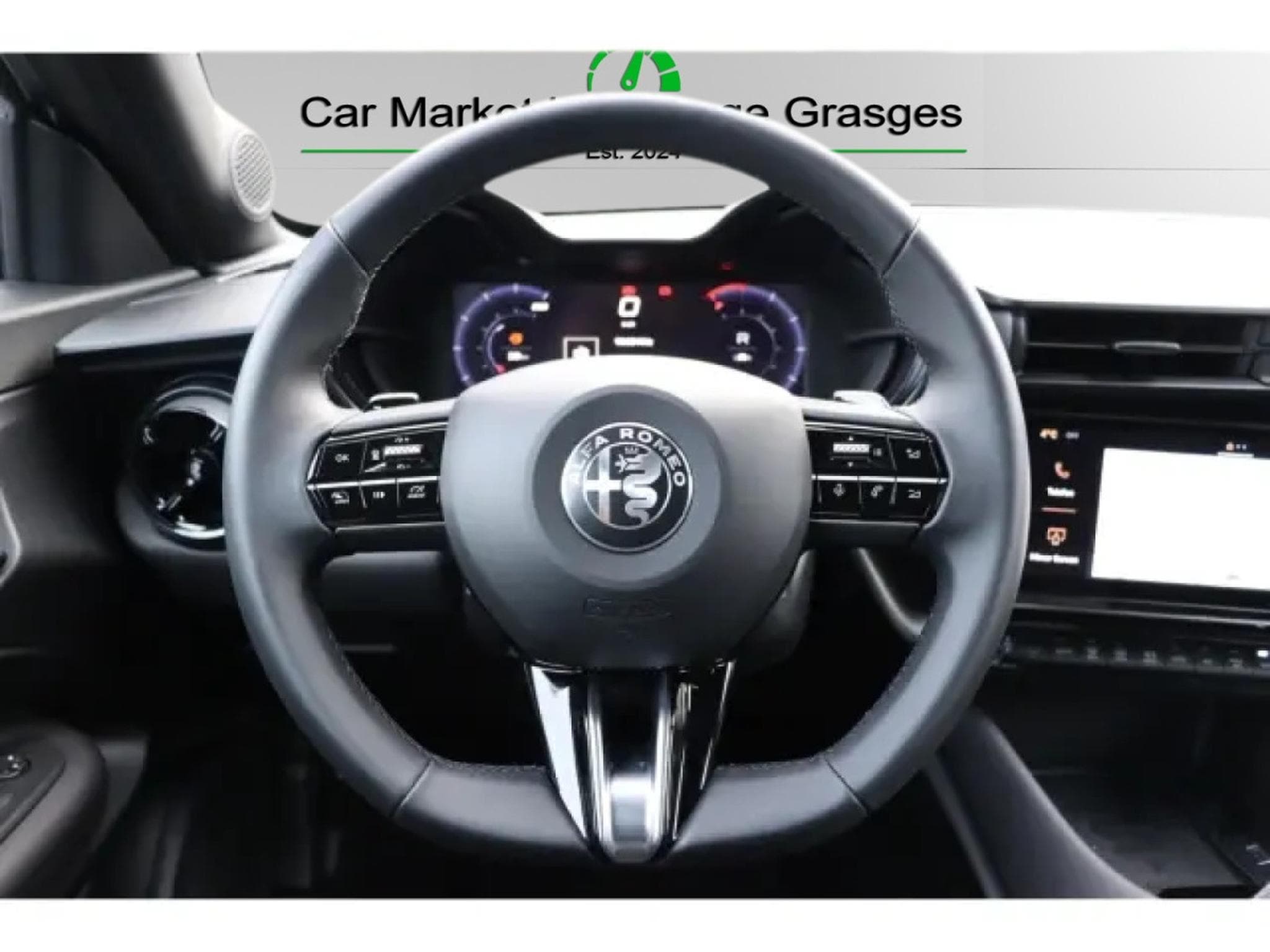 Alfa-Romeo Junior Ibrida Speciale 1.2 VGT (2025) - Photo 14