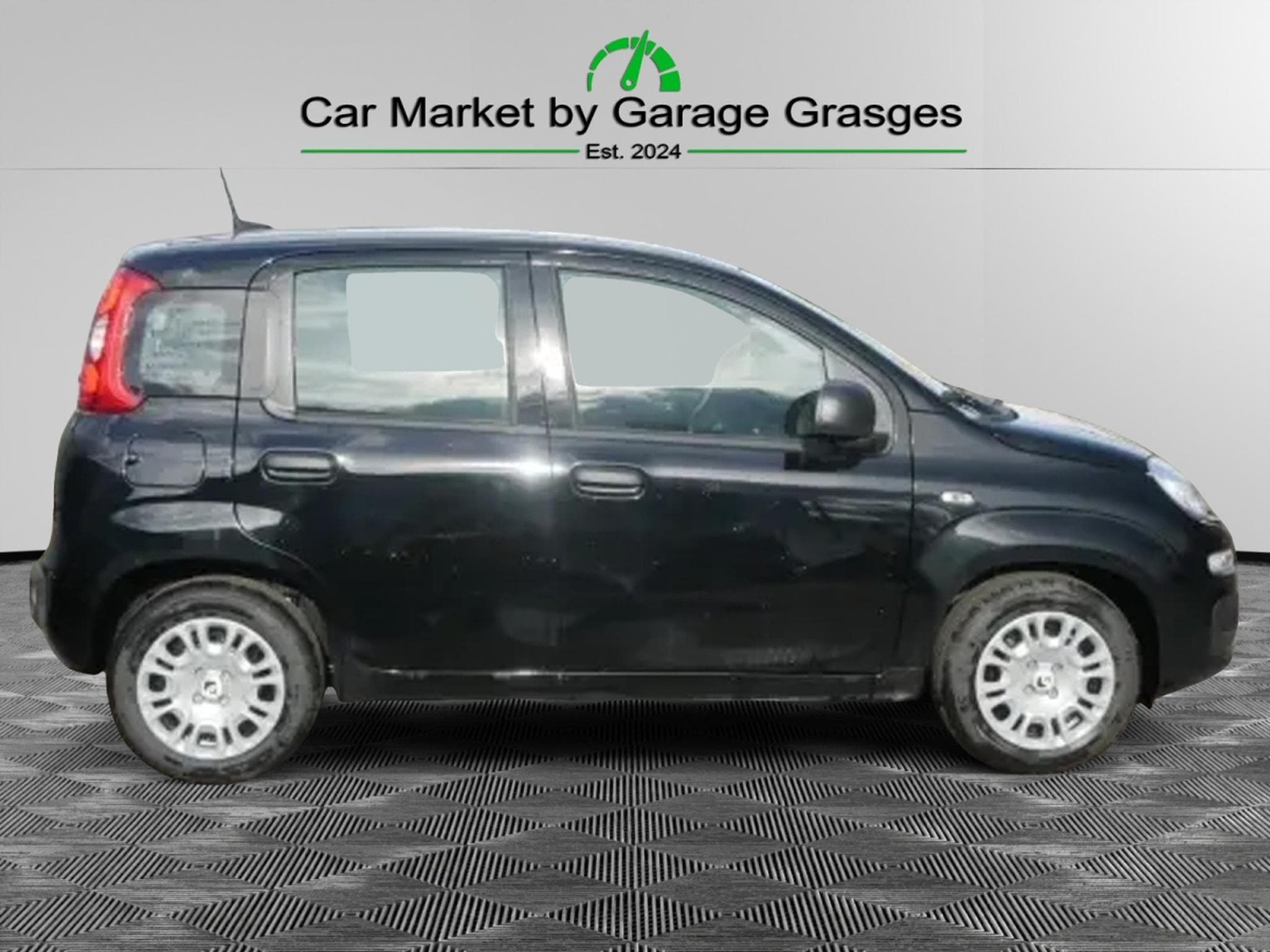 Fiat Panda ICON HYBRID 1.0 GSE (2026) - Photo 2