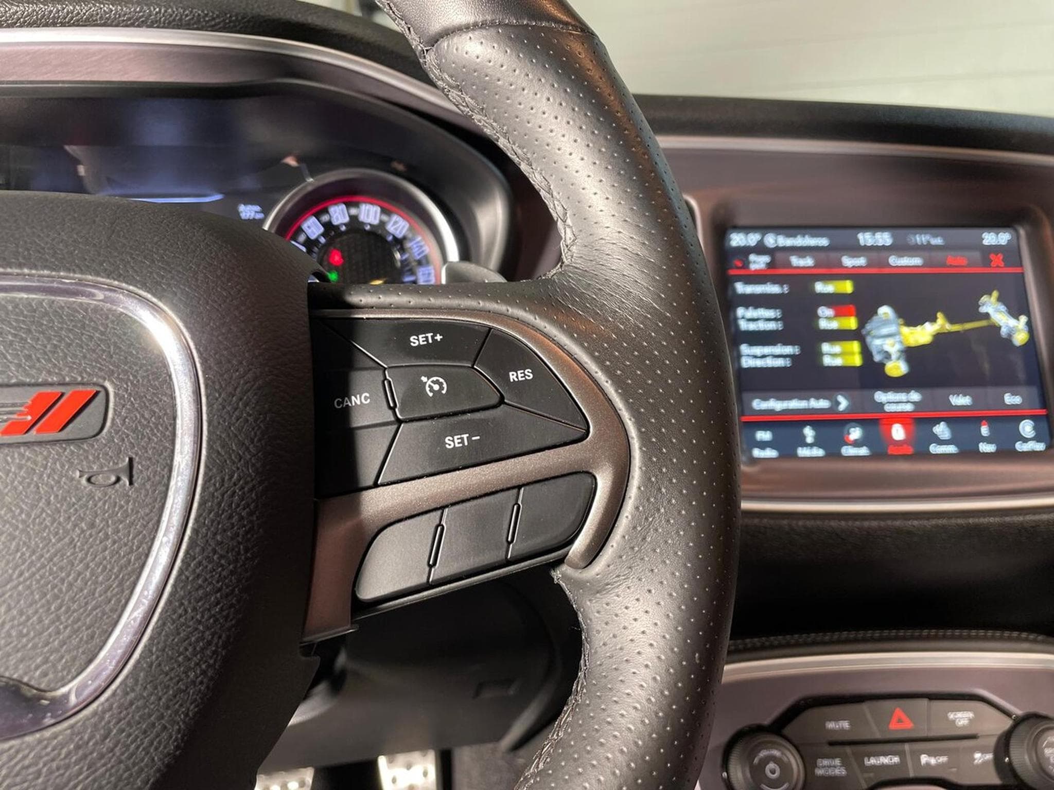 Dodge Challenger R/T SCAT PACK WIDEBODY 6.4 V8 SRT 392 (2019) - Photo 8