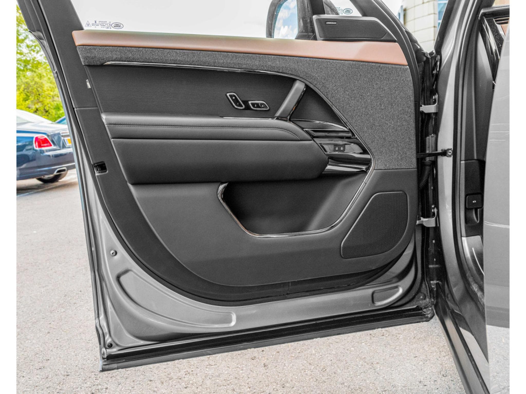 Land-Rover Range Rover Sport Autobiography P510e Hybrid/22/AHK/PANO/VOLL (2023) - Photo 25