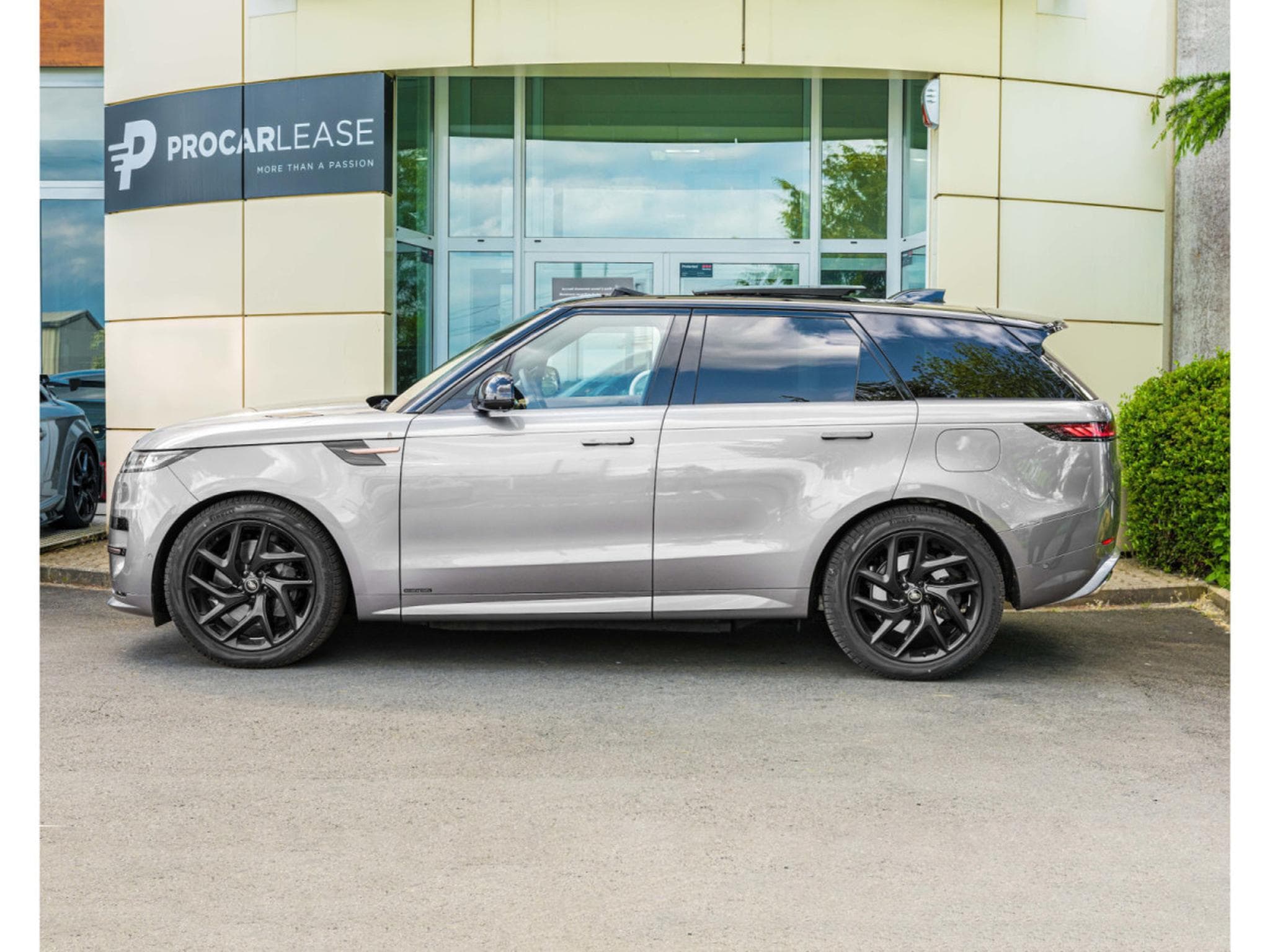 Land-Rover Range Rover Sport Autobiography P510e Hybrid/22/AHK/PANO/VOLL (2023) - Photo 4