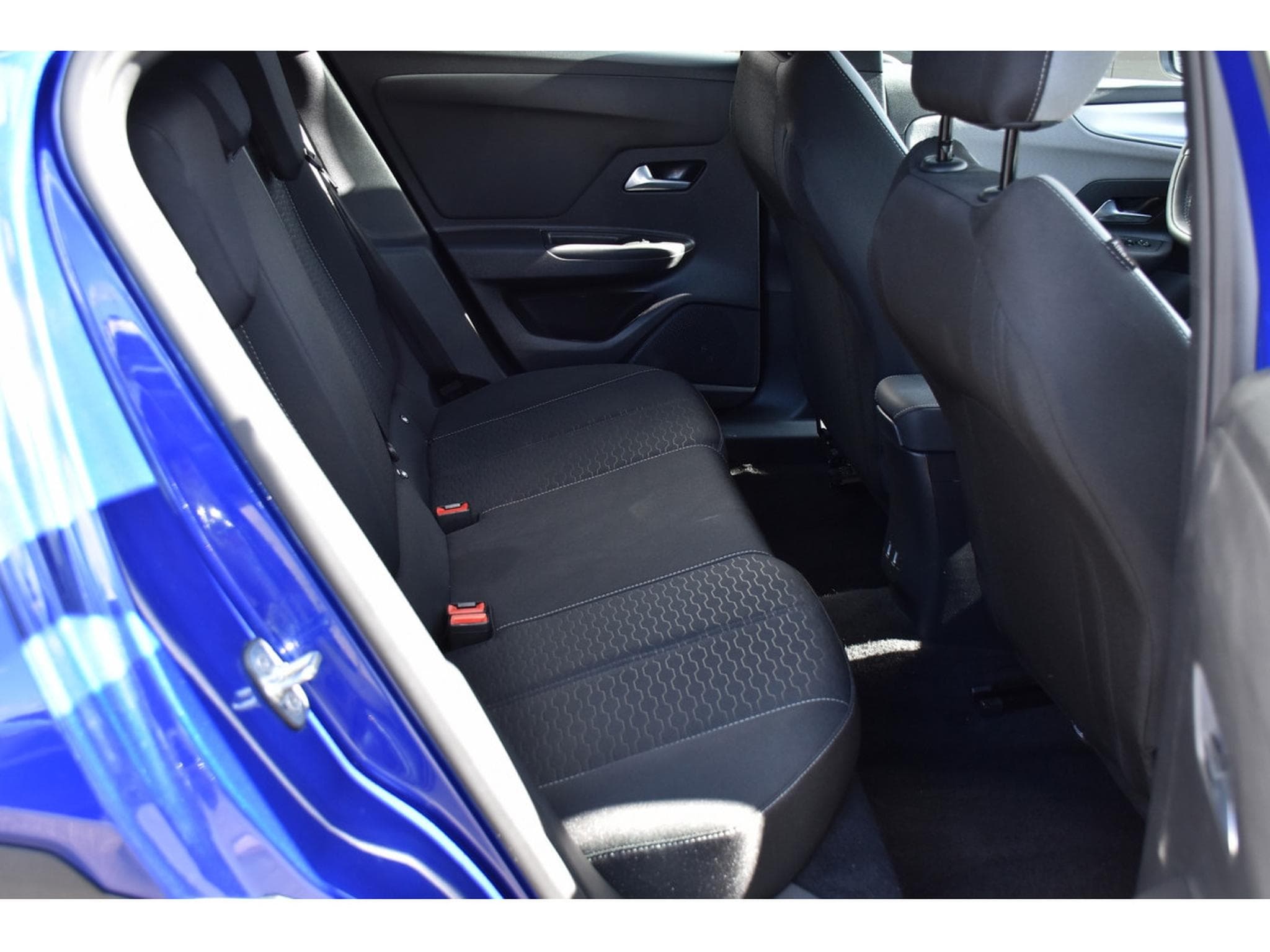 Opel Mokka 1.2 Turbo MHEV Edition e-DCT6 ACC SIDE GPS CAM 1° MAIN (2025) - Foto 8