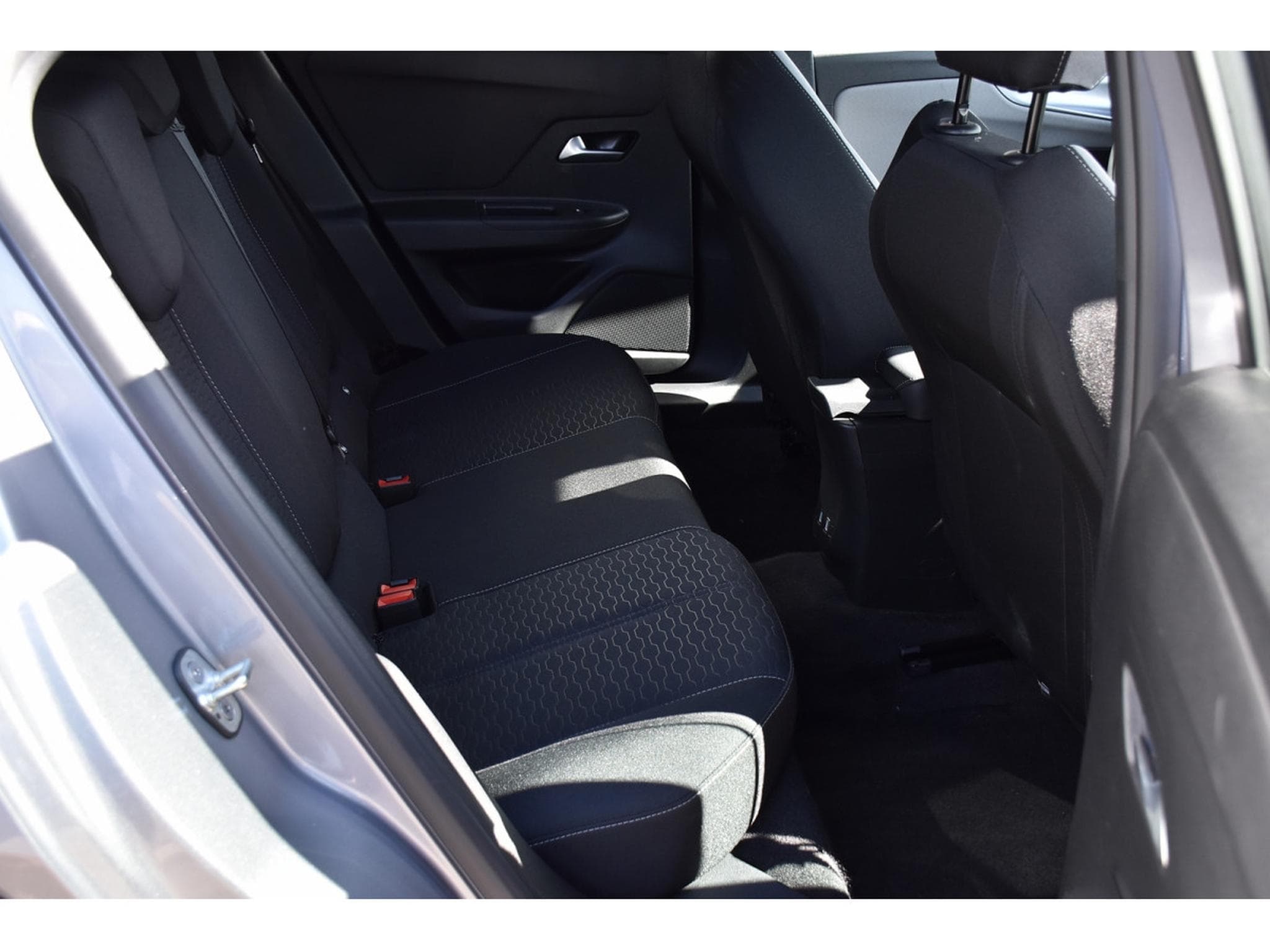 Opel Mokka 1.2 Turbo MHEV Edition e-DCT6 ACC SIDE GPS CAM 1° MAIN (2025) - Foto 8