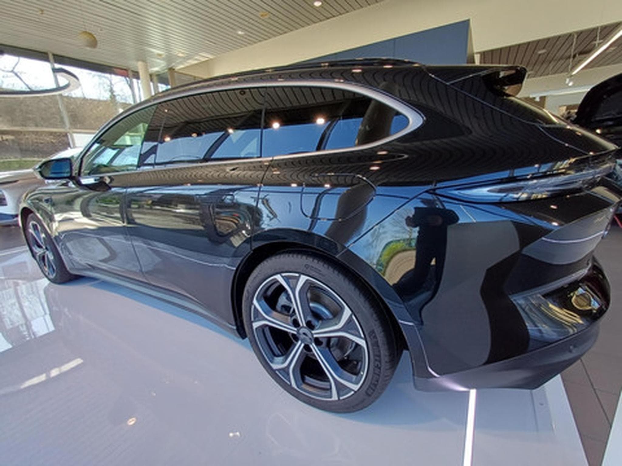 NIO ET5 Long Range First Edition (2026) - Photo 5