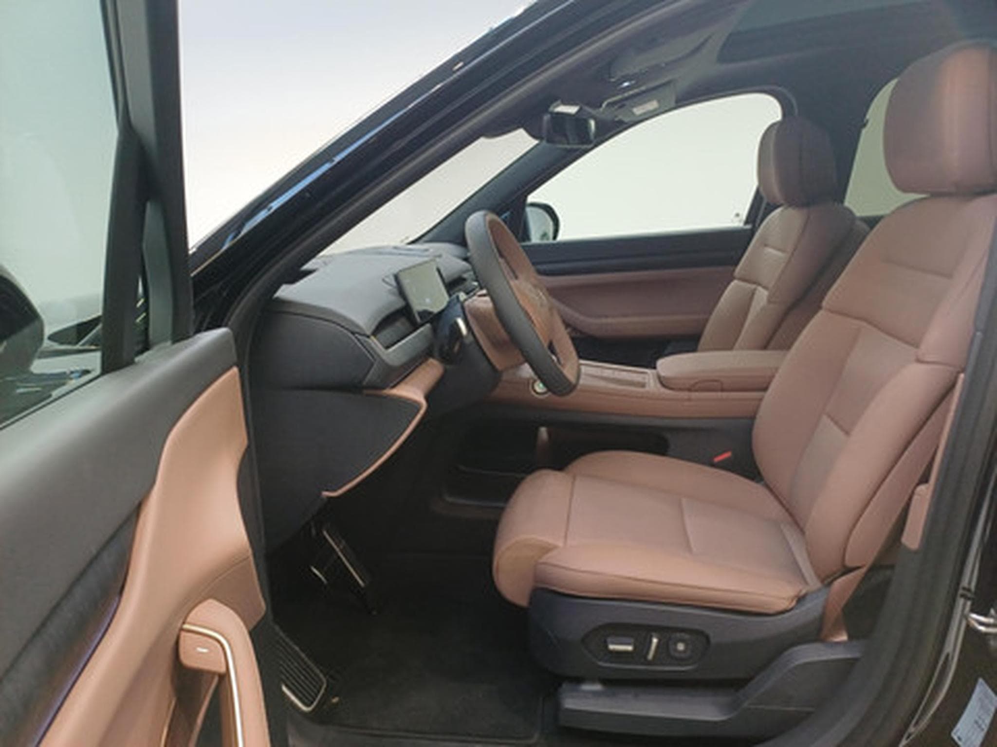 NIO EL8 Long Range (2026) - Photo 8