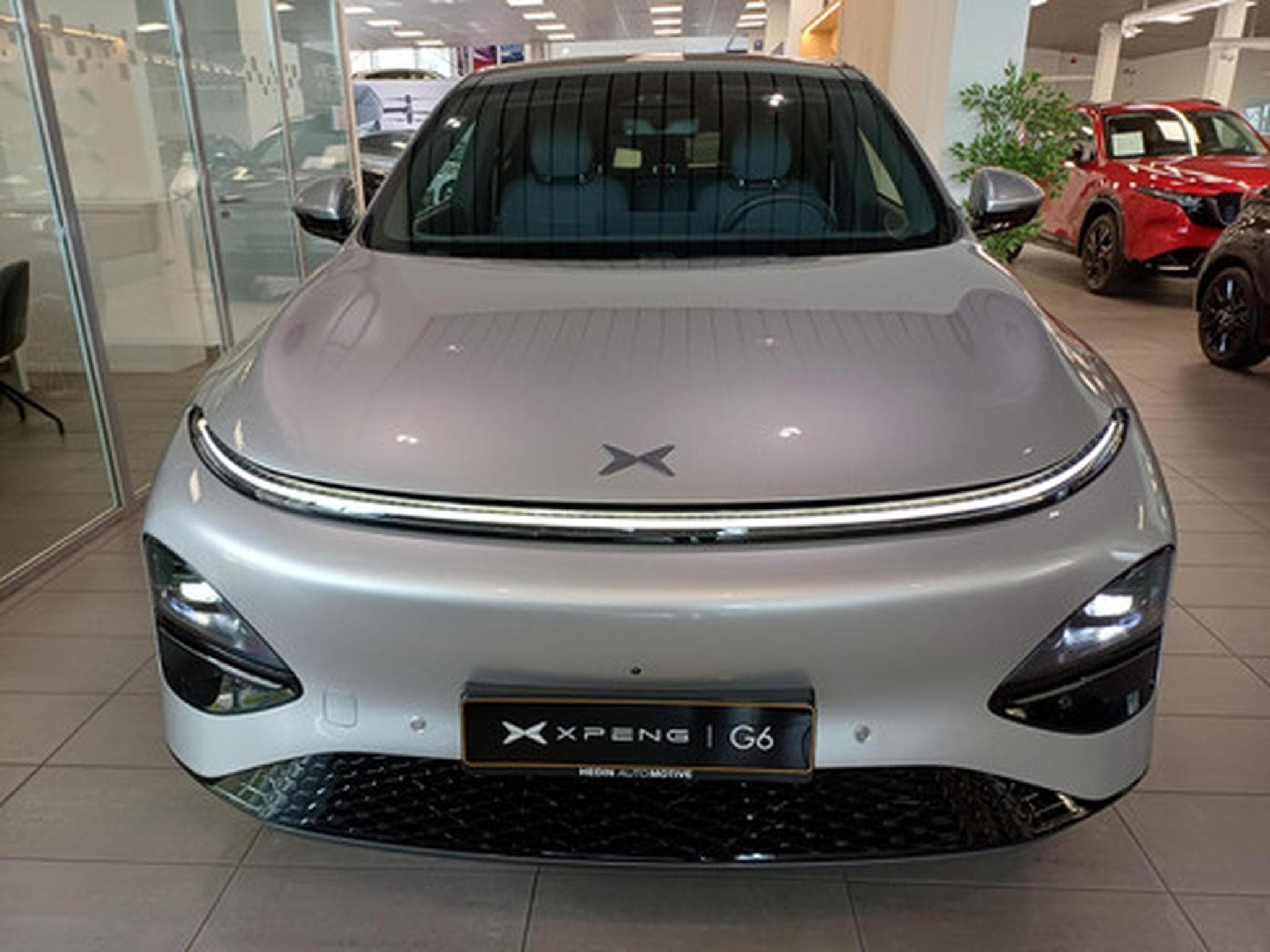 XPENG G6 BEV 81KWH Long Range RWD (2026) - Photo 2