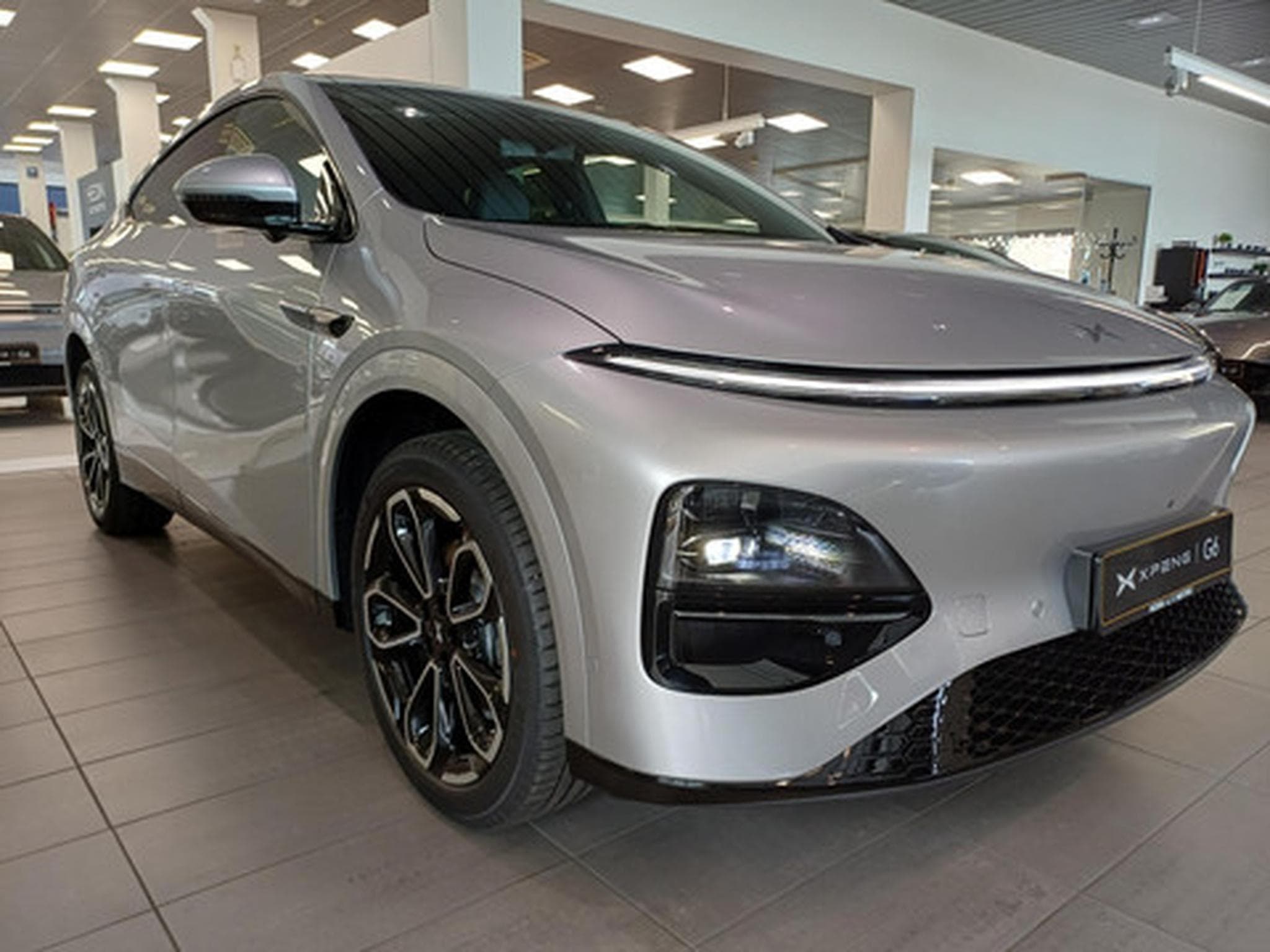 XPENG G6 BEV 81KWH Long Range RWD (2026) - Photo 3