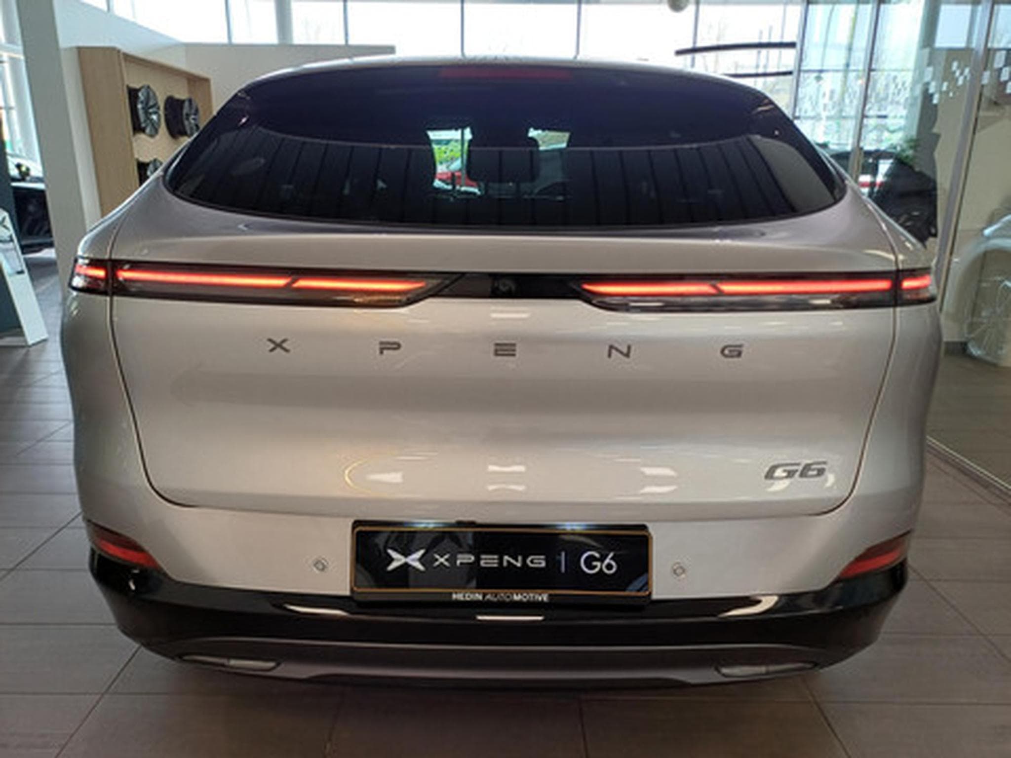 XPENG G6 BEV 81KWH Long Range RWD (2026) - Photo 6