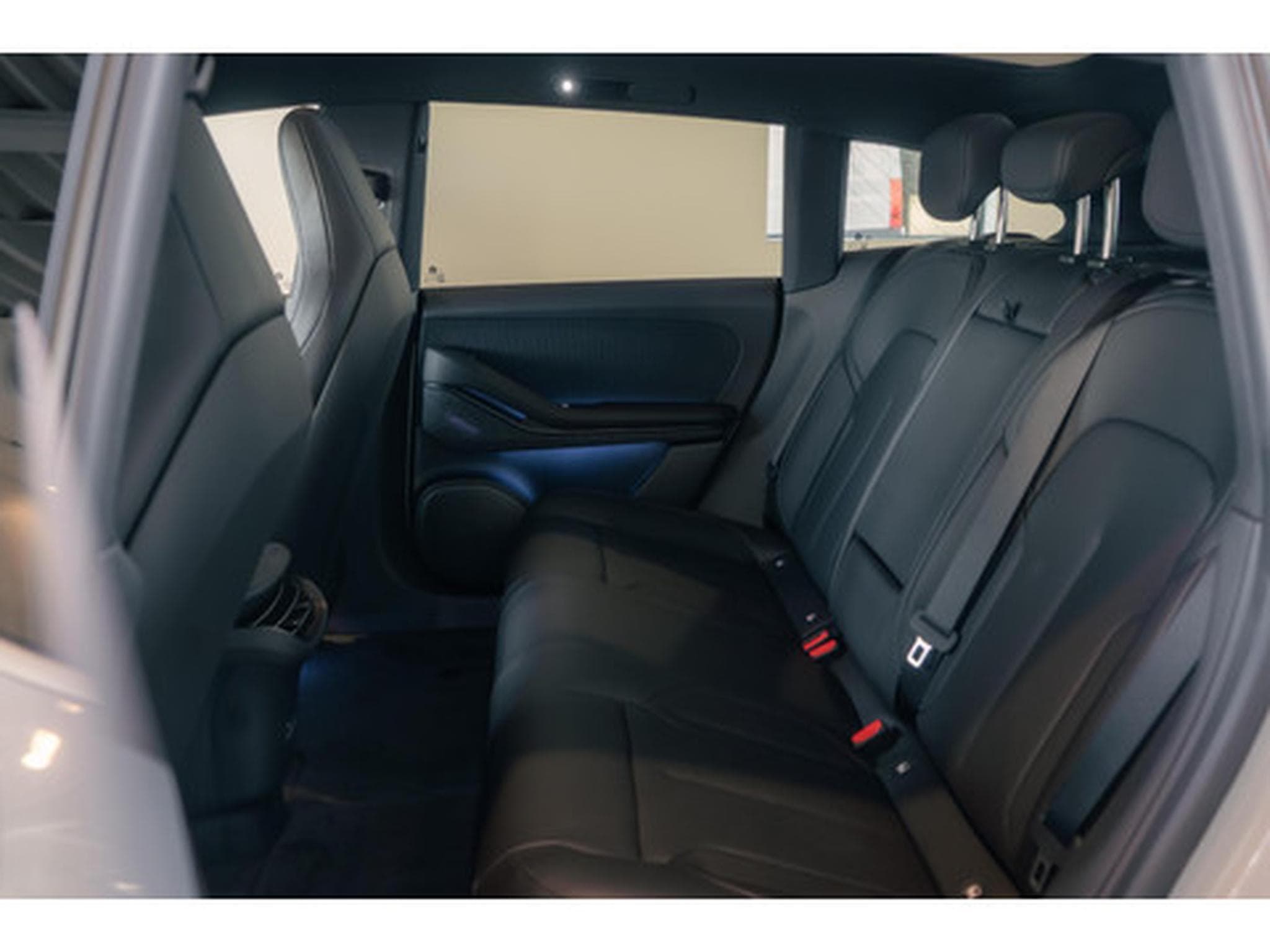 NIO ET5 Long Range First Edition (2026) - Photo 11