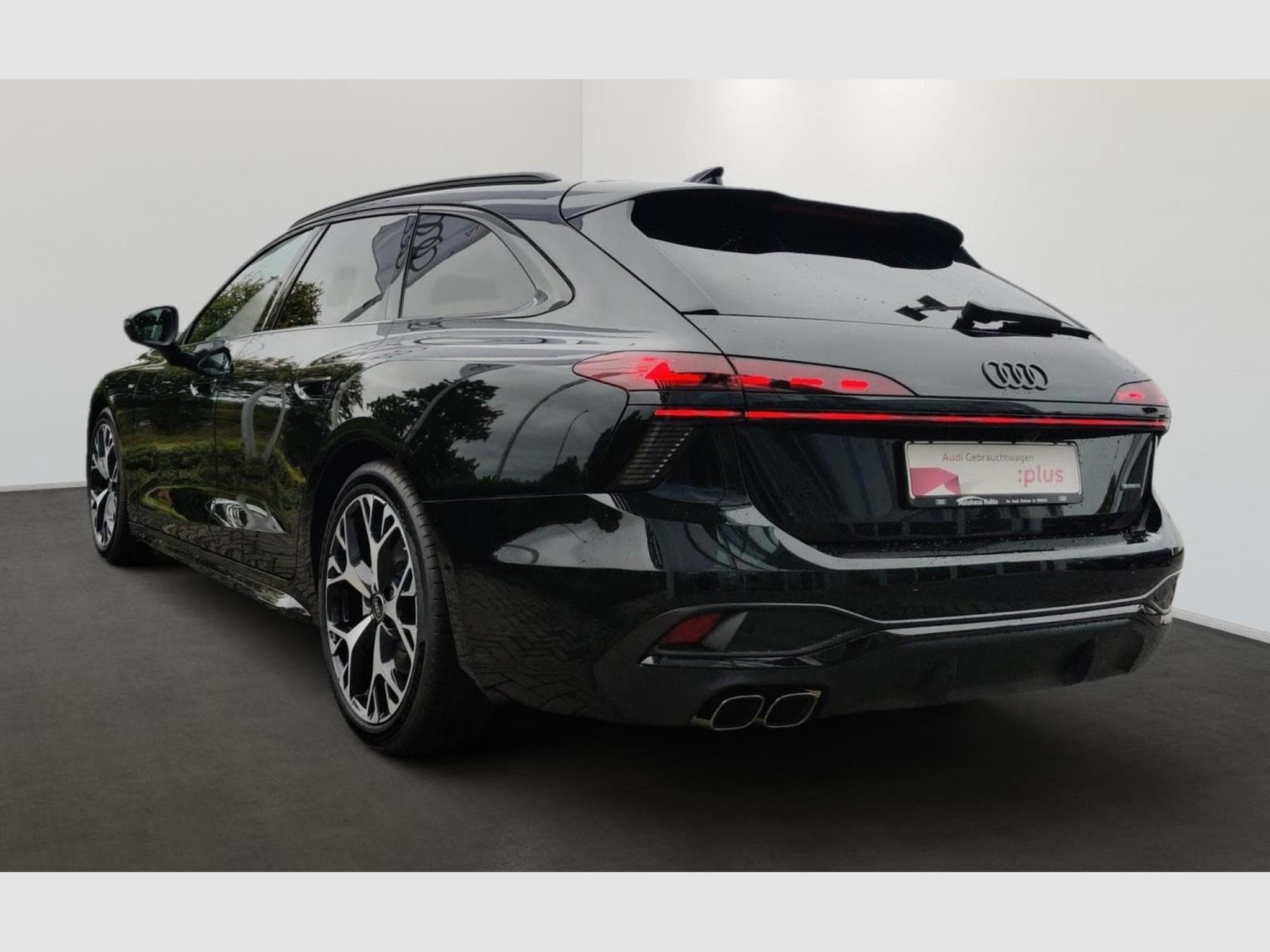 Audi A6 Avant S-line 40 (2025) - Photo 4