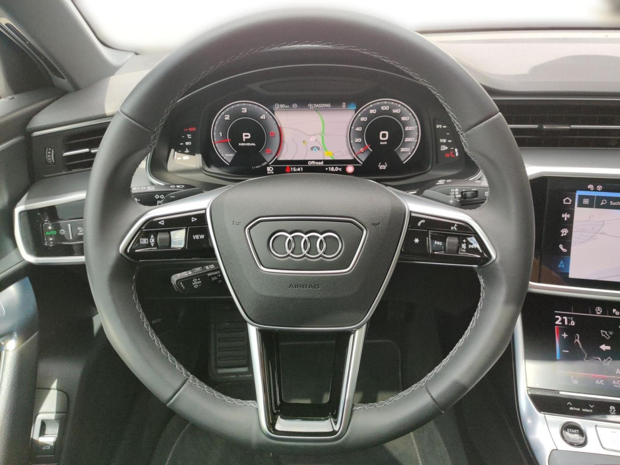 Audi A6 Avant S-line 50 (2024) - Photo 8