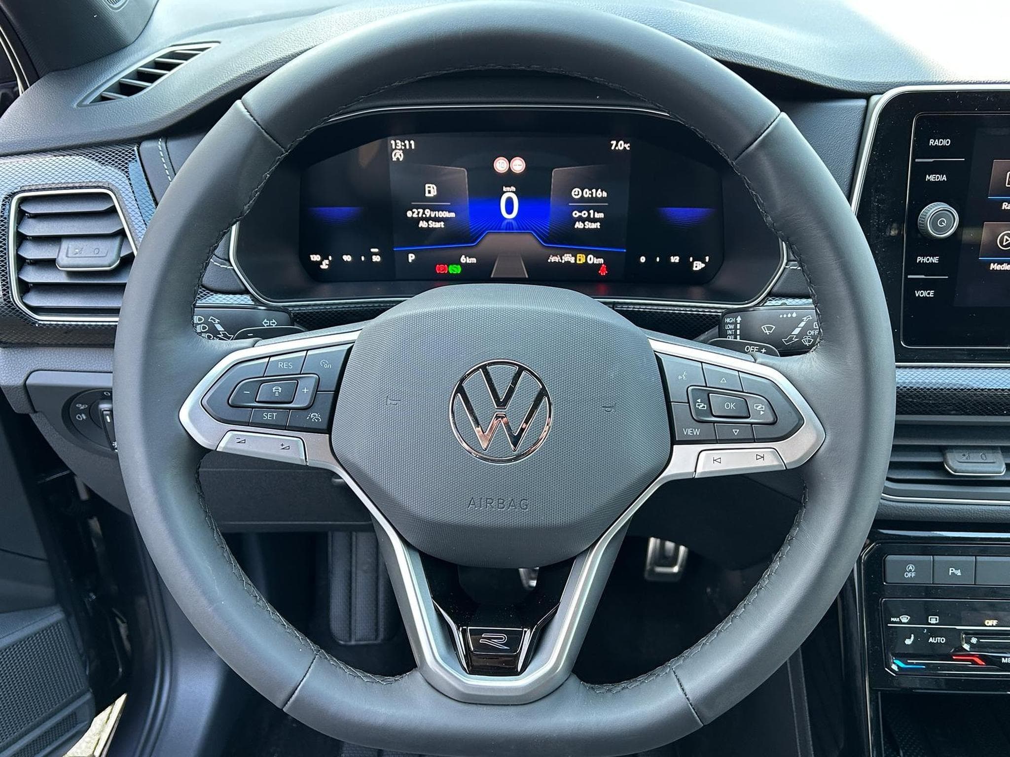 VW T-Cross R-Line (2026) - Foto 8